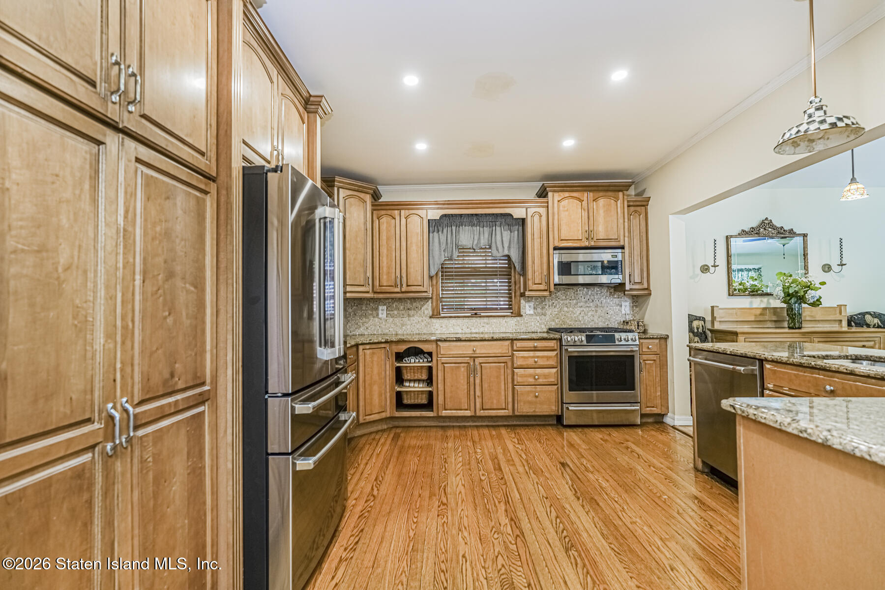 81 Woodvale Avenue, Staten Island, NY, 10309 image 24