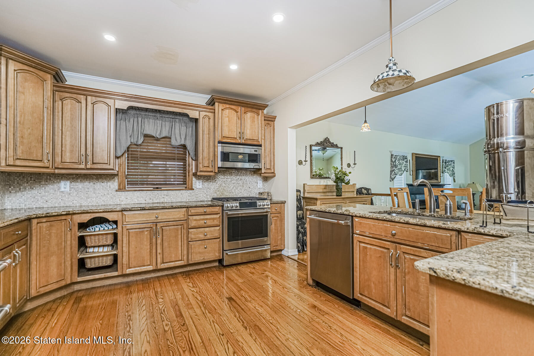 81 Woodvale Avenue, Staten Island, NY, 10309 image 23