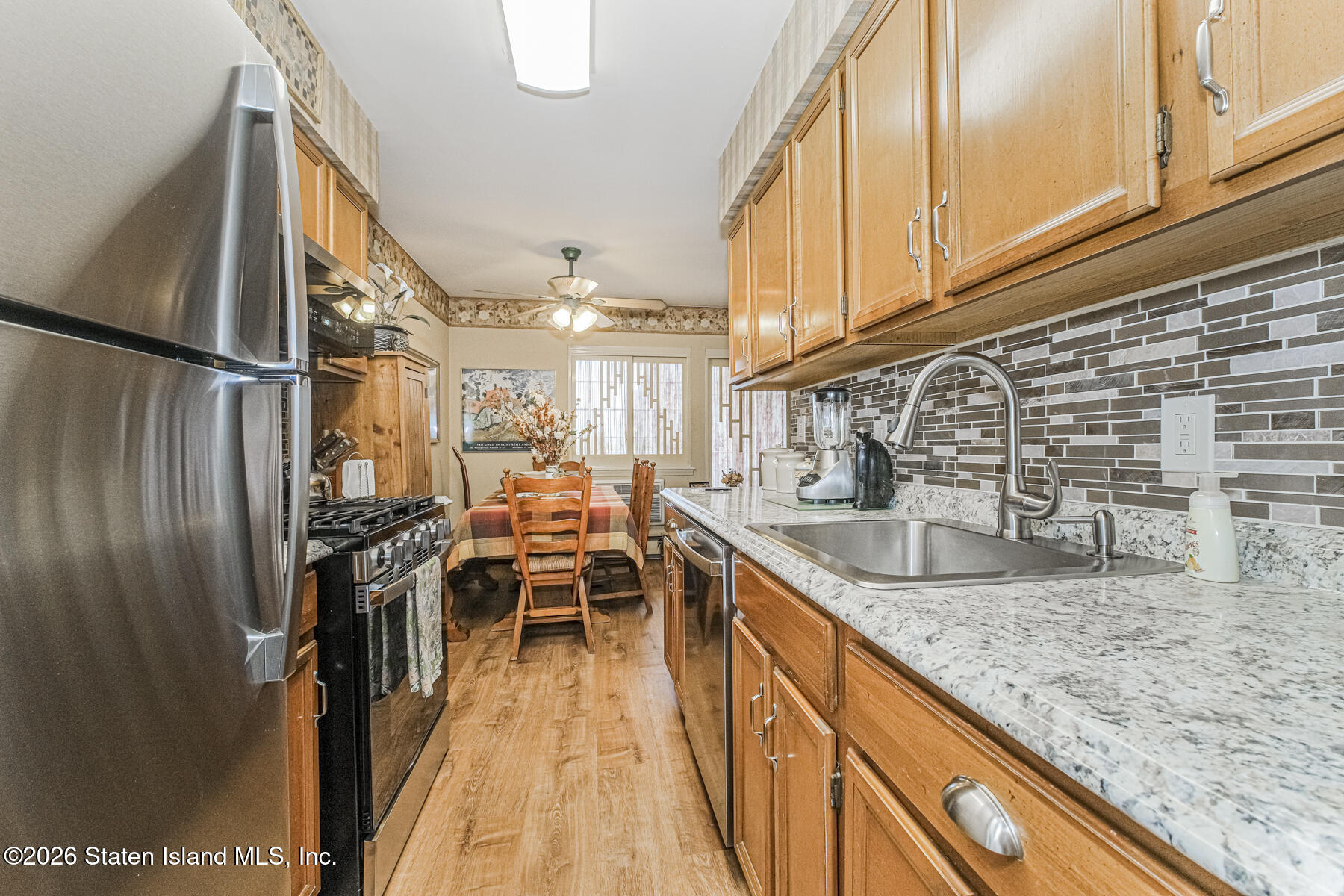 2 Elmwood Park Drive 516, Staten Island, NY, 10314 image 9