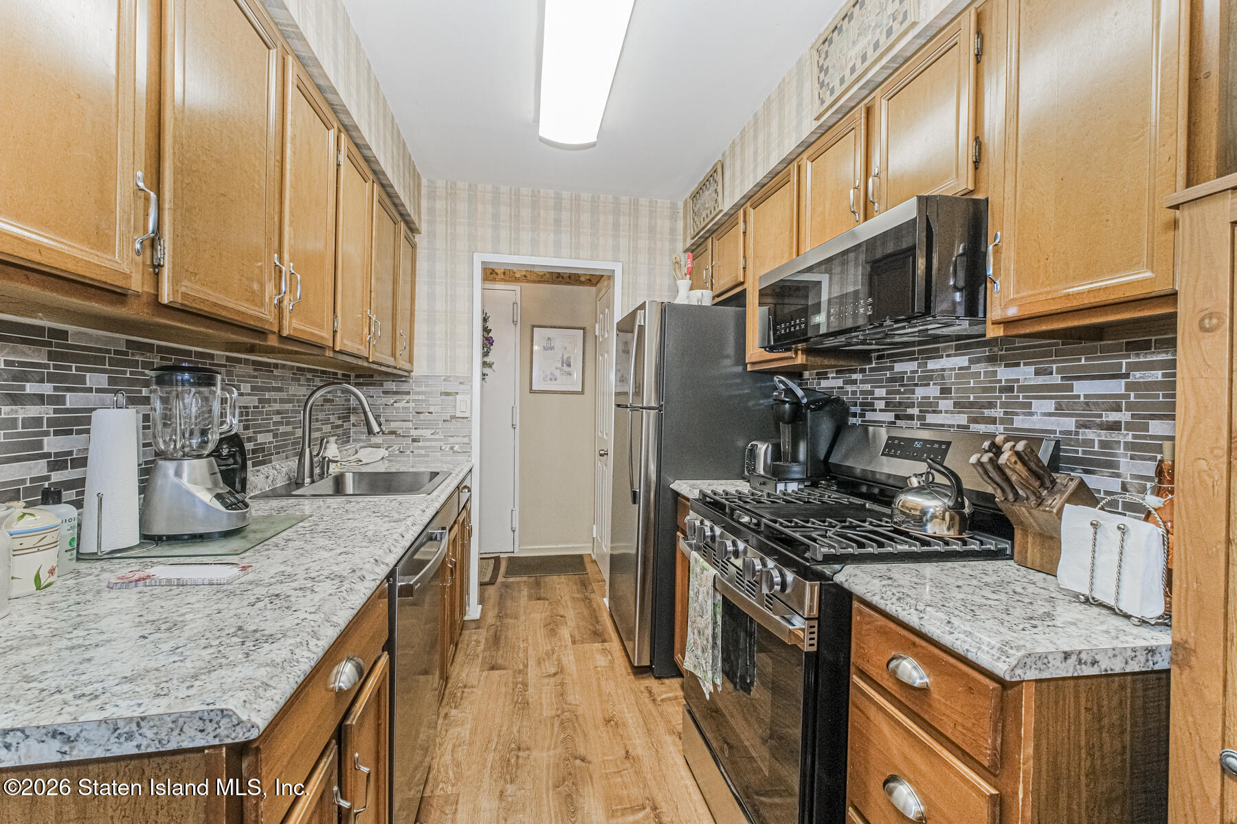 2 Elmwood Park Drive 516, Staten Island, NY, 10314 image 8