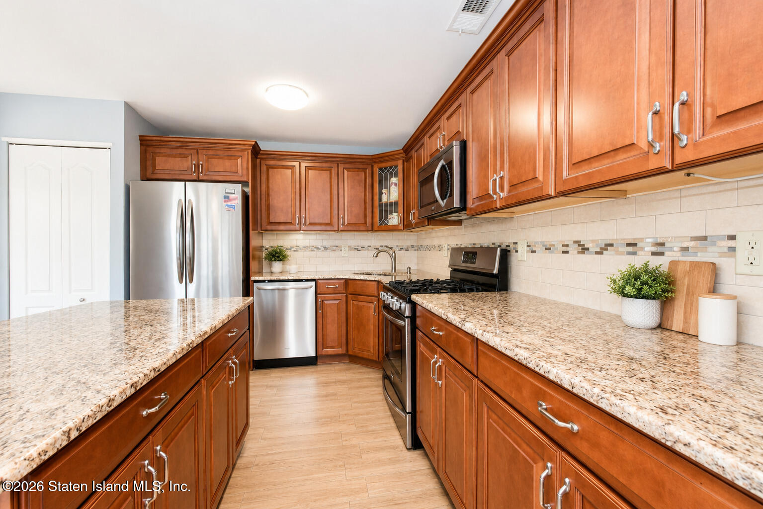 126 Redwood Loop, Staten Island, NY, 10309 image 10