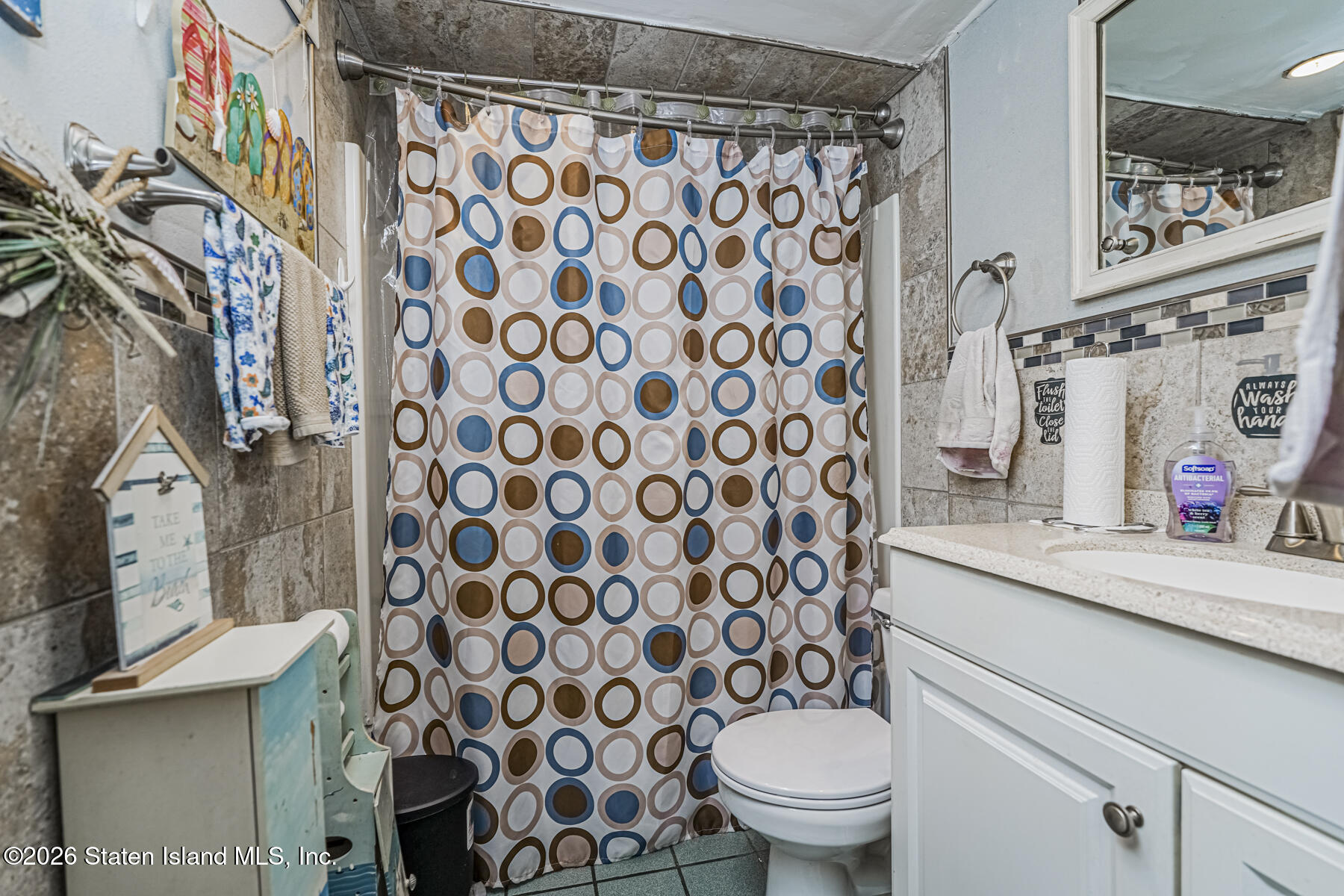 115 Forest Green, Staten Island, NY, 10312 image 18