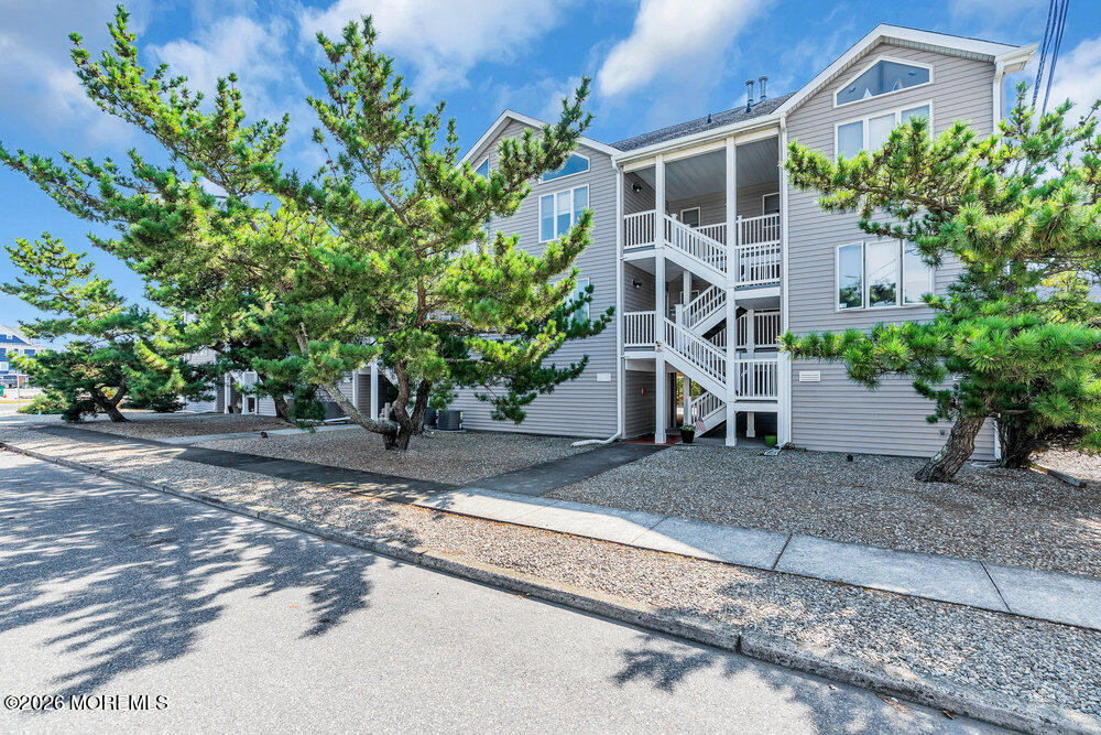 103 23rd Avenue 3 Image 3