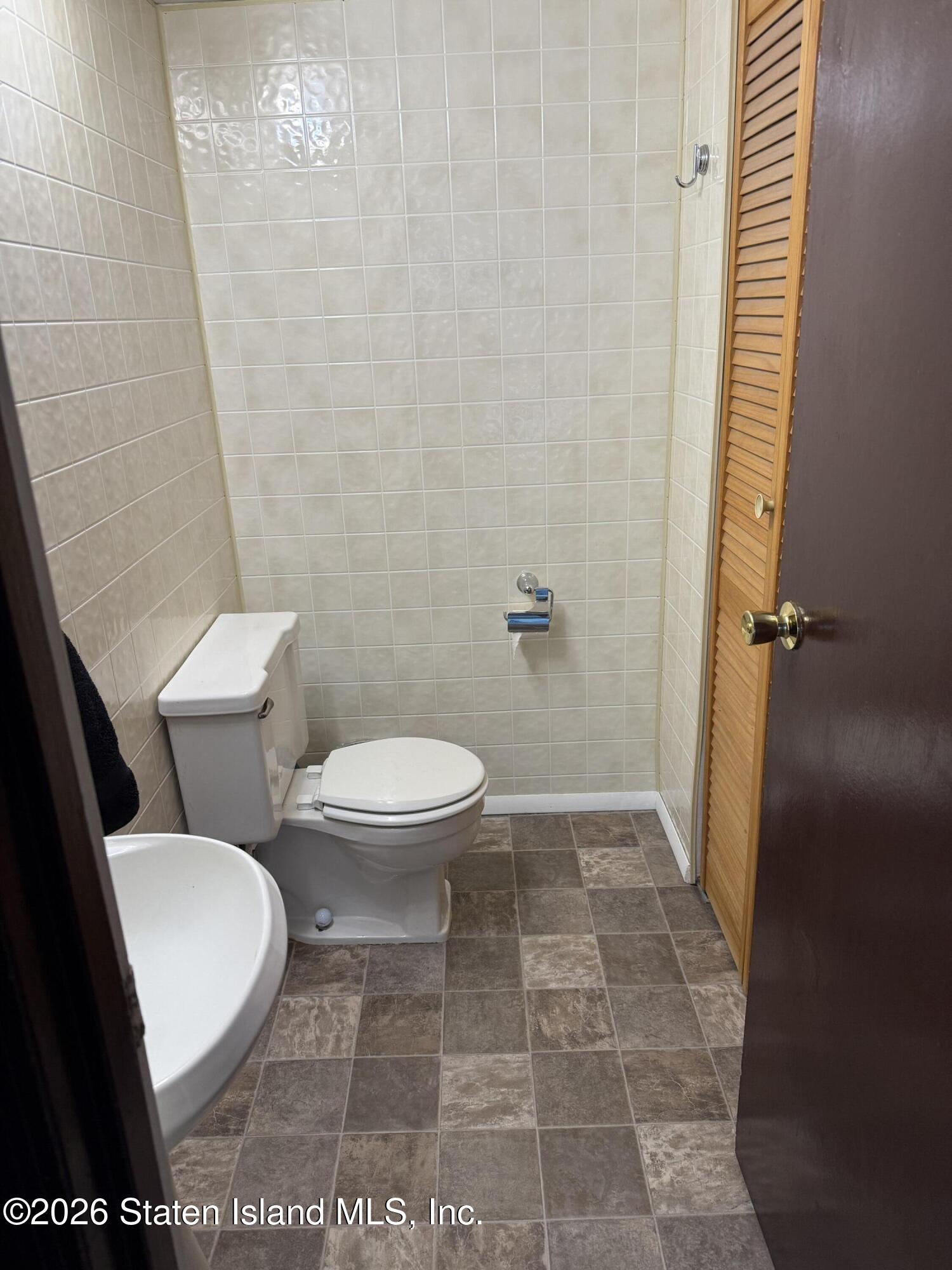 189 Dover Green, Staten Island, NY, 10312 image 17