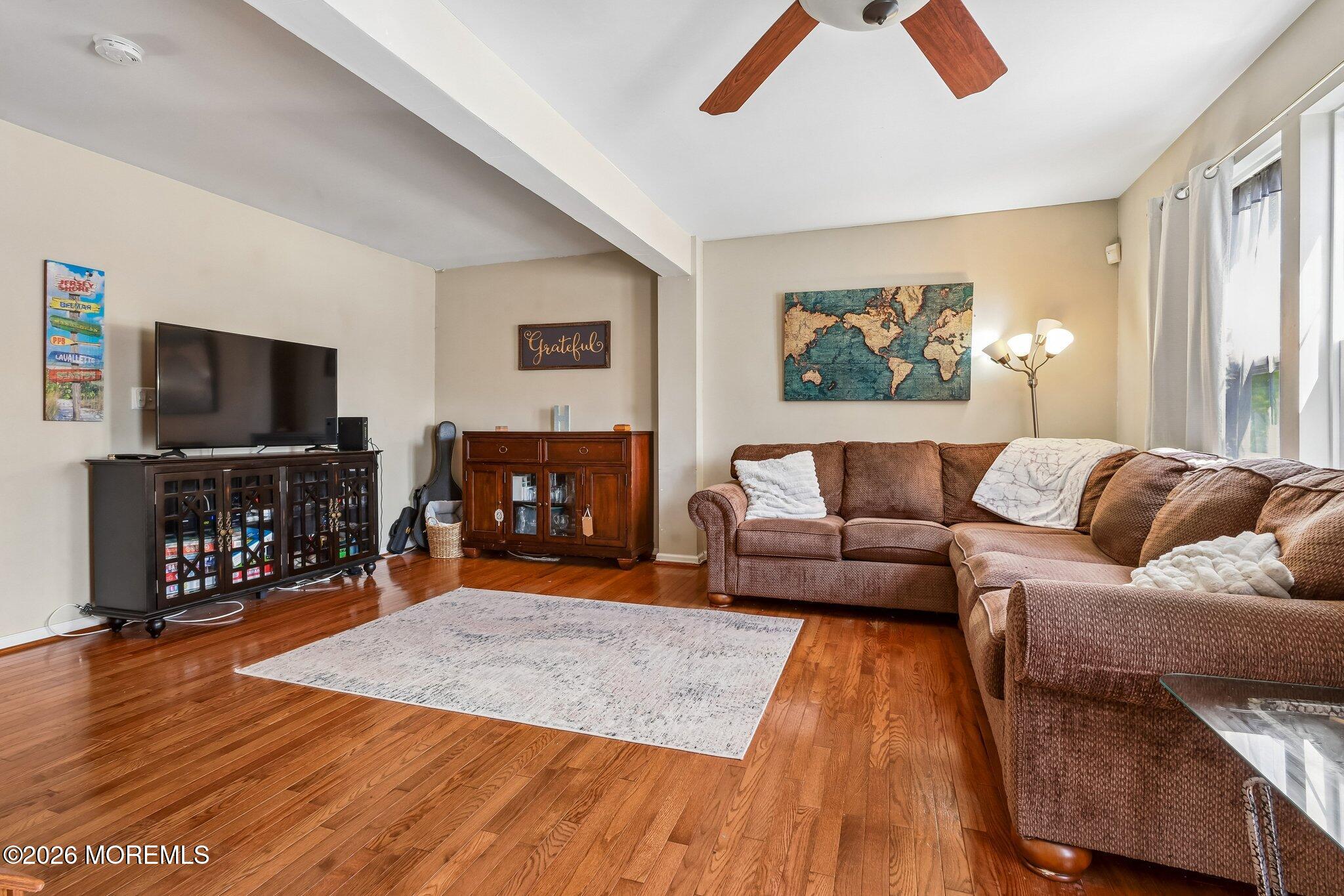 22 New Castle Street, Farmingdale, NJ, 07727 image 7