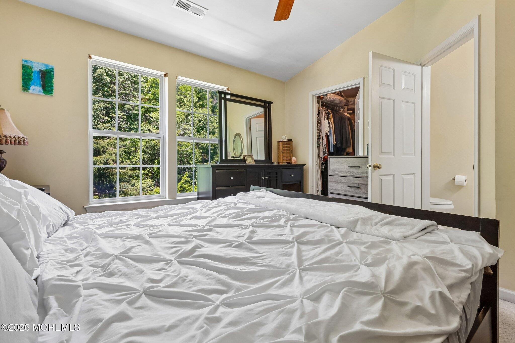 22 New Castle Street, Farmingdale, NJ, 07727 image 18