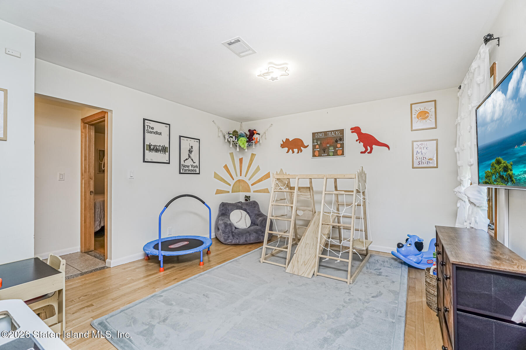 276 Garretson Avenue, Staten Island, NY, 10305 image 11