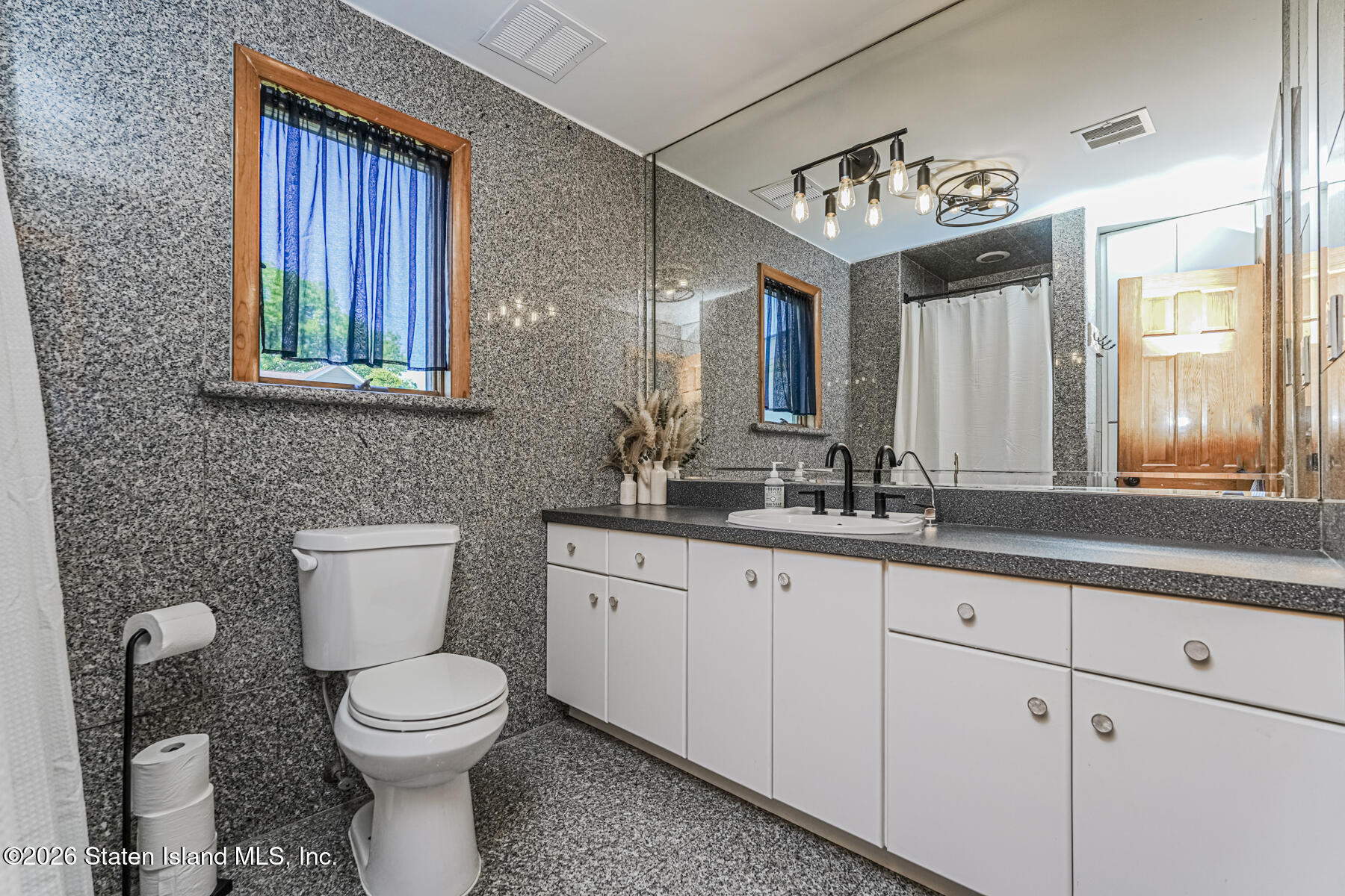 276 Garretson Avenue, Staten Island, NY, 10305 image 33