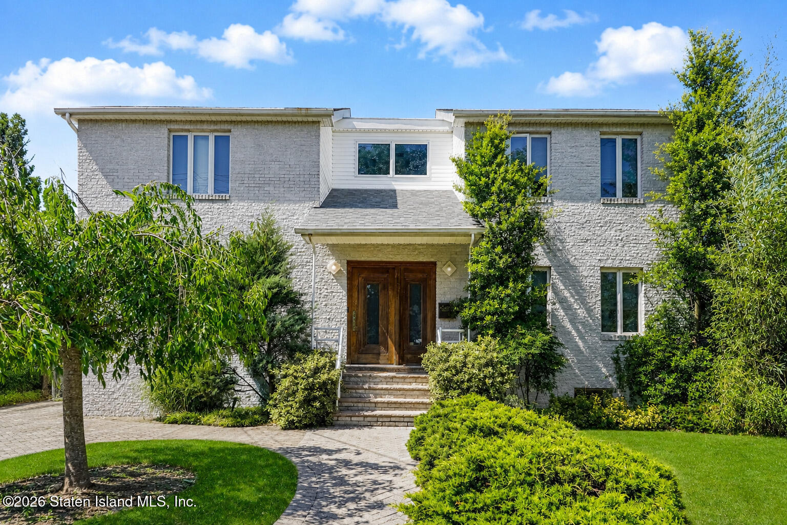 276 Garretson Avenue Image 1