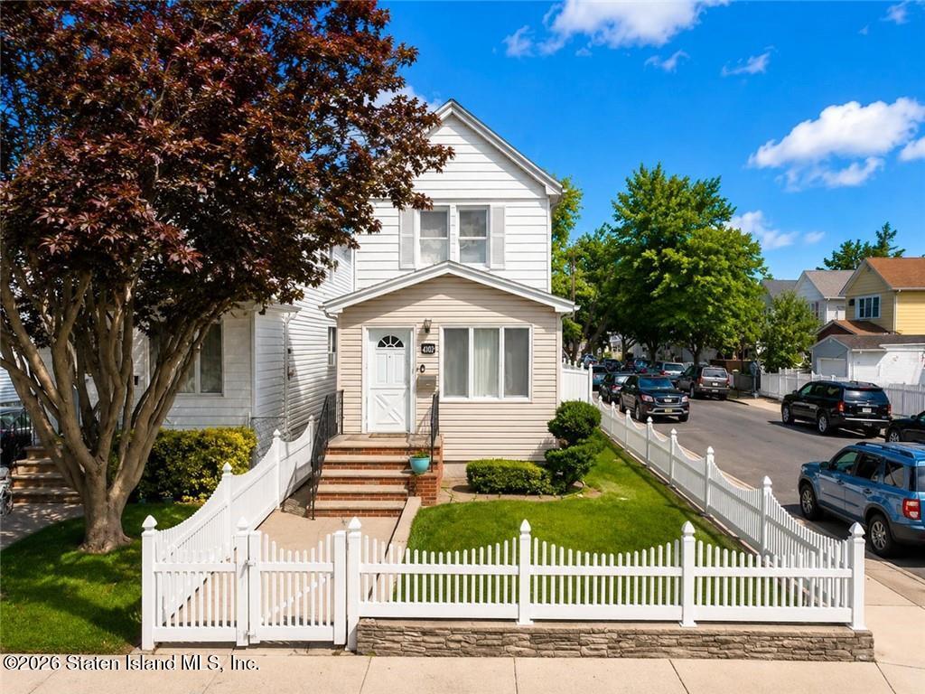 4102 Avenue Image 1