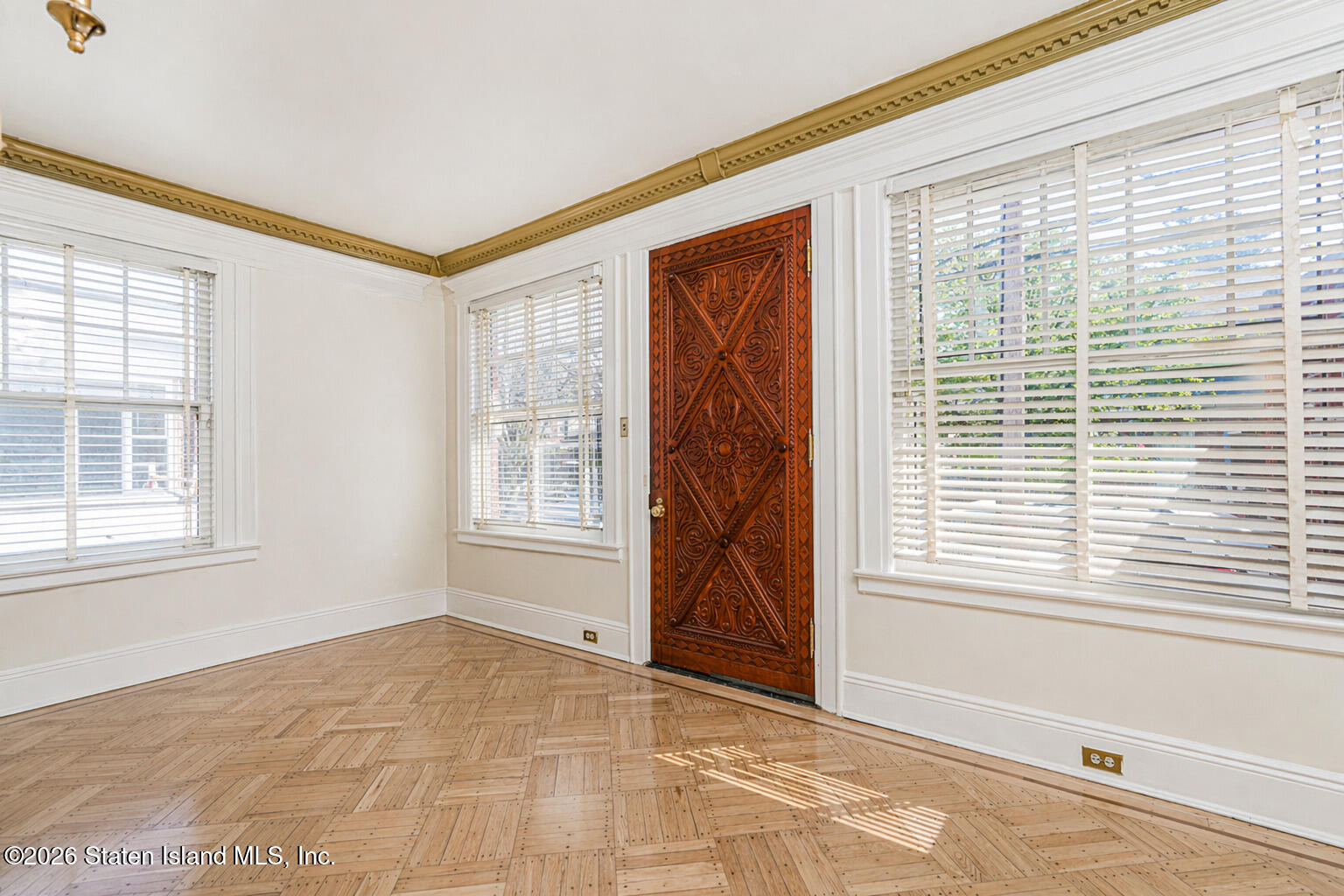 1720 W 11th Street Image 5