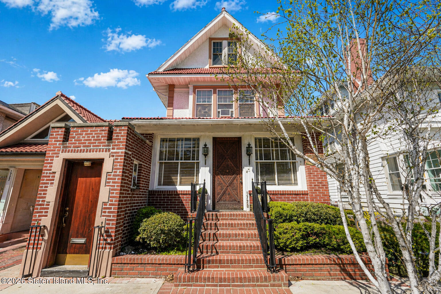 1720 W 11th Street Image 2