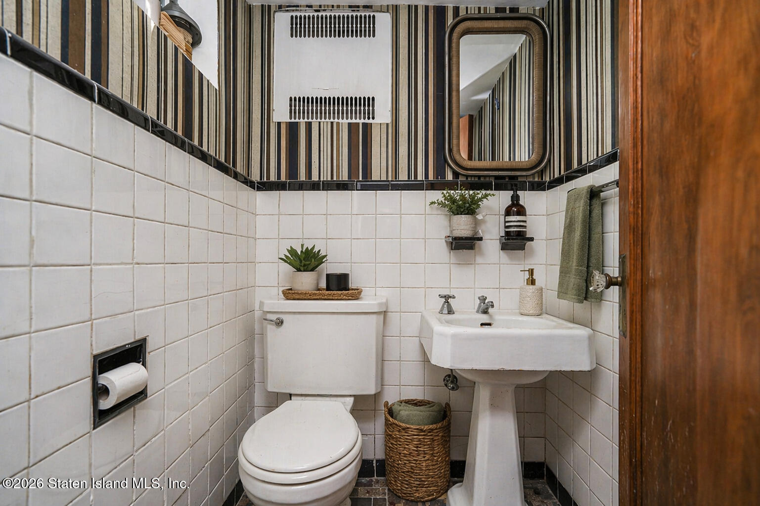 1720 W 11th Street, Brooklyn, NY, 11223 image 51