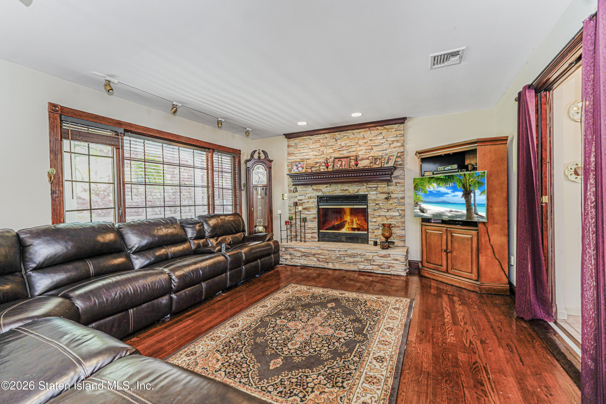 91 Allison Avenue Image 3
