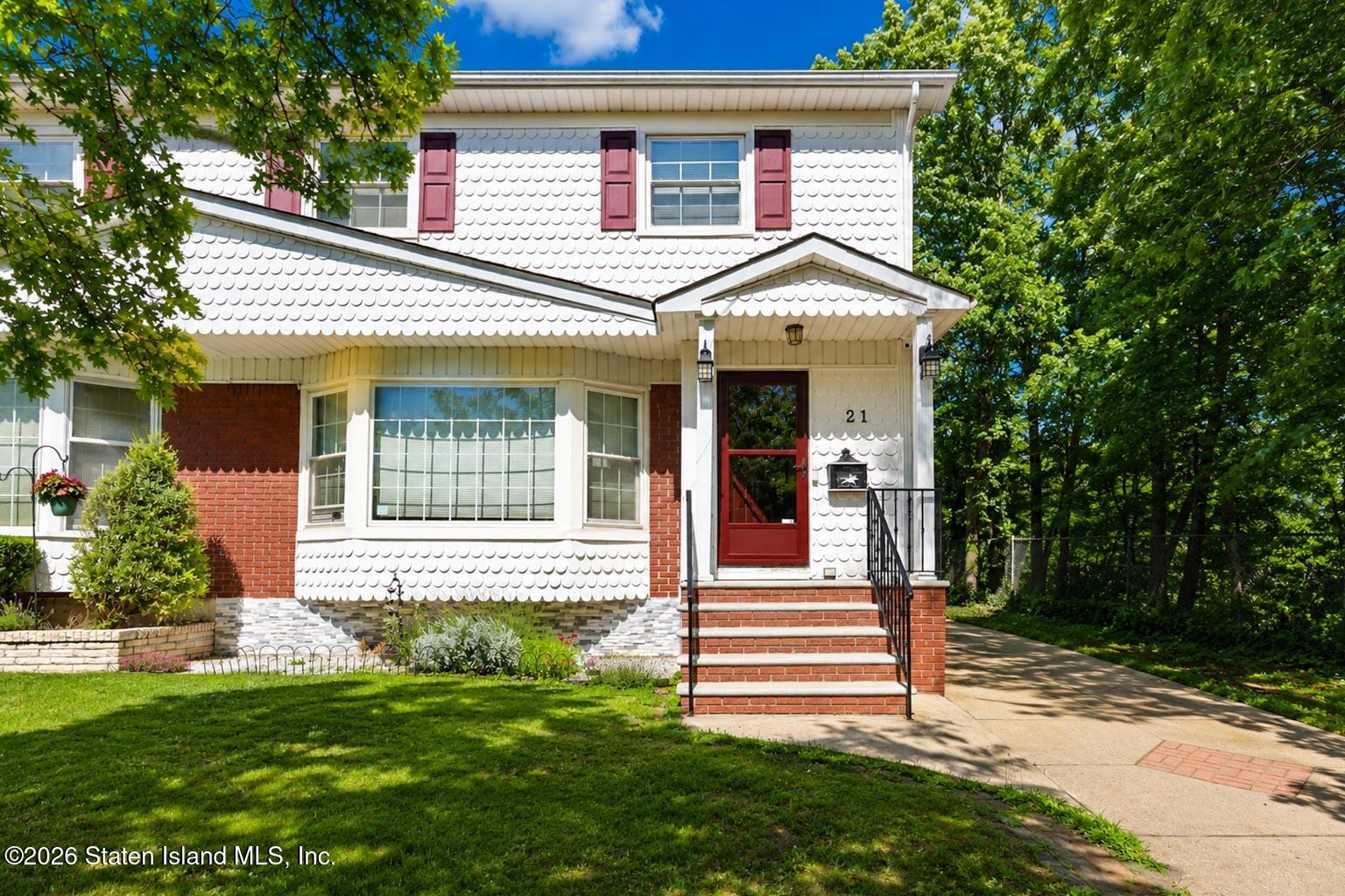 21 Lindenwood Road Image 1