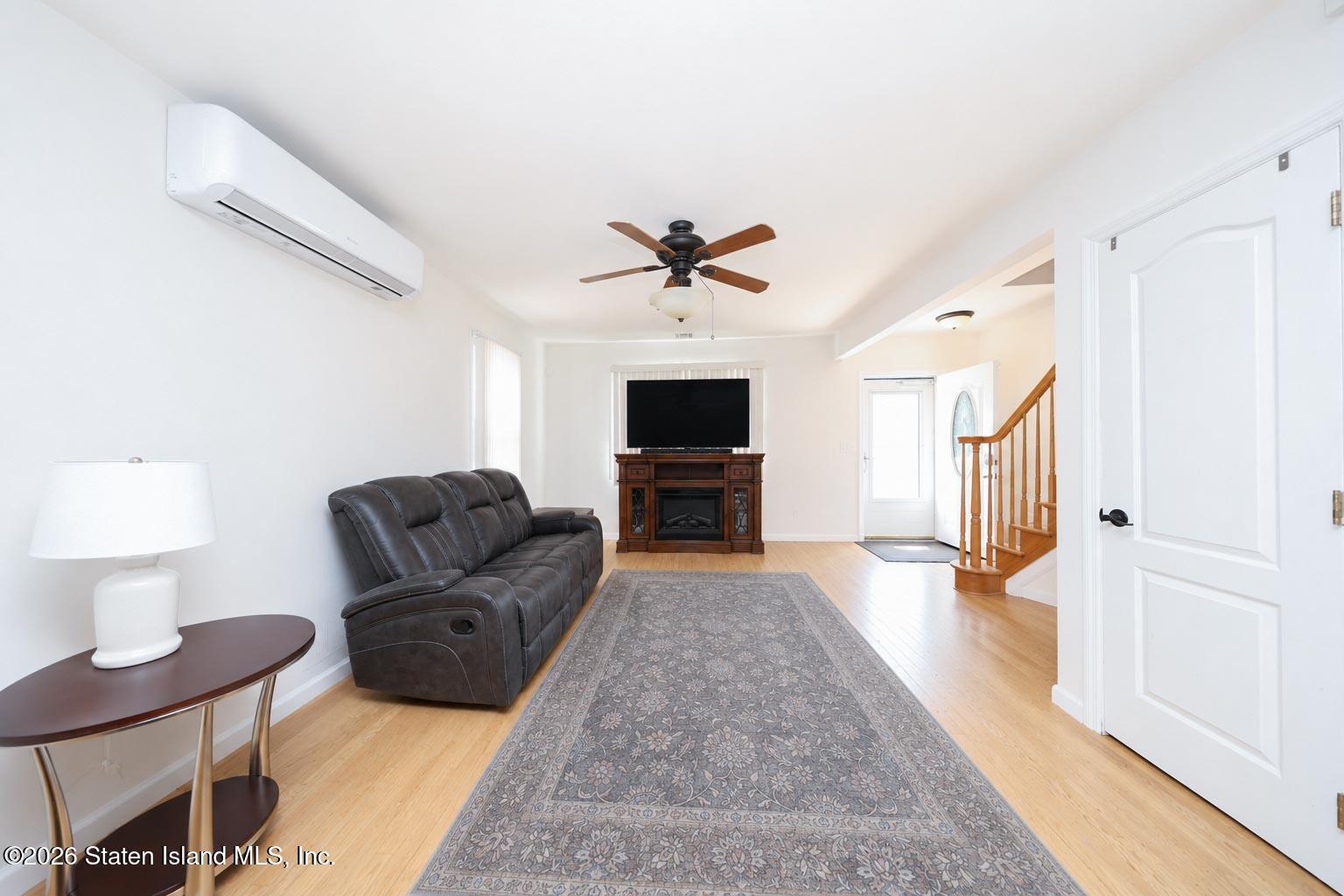 69 Girard Street Image 5