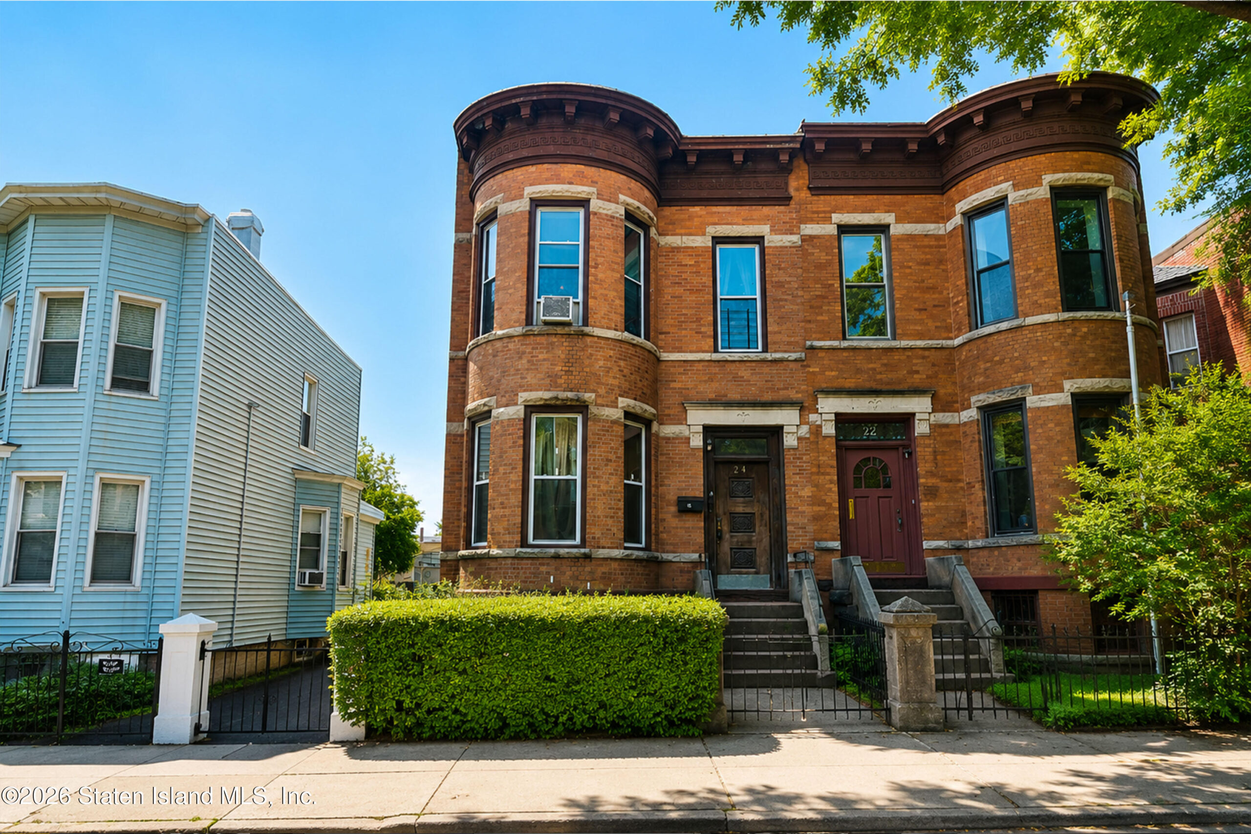 24 Seeley Street Image 2