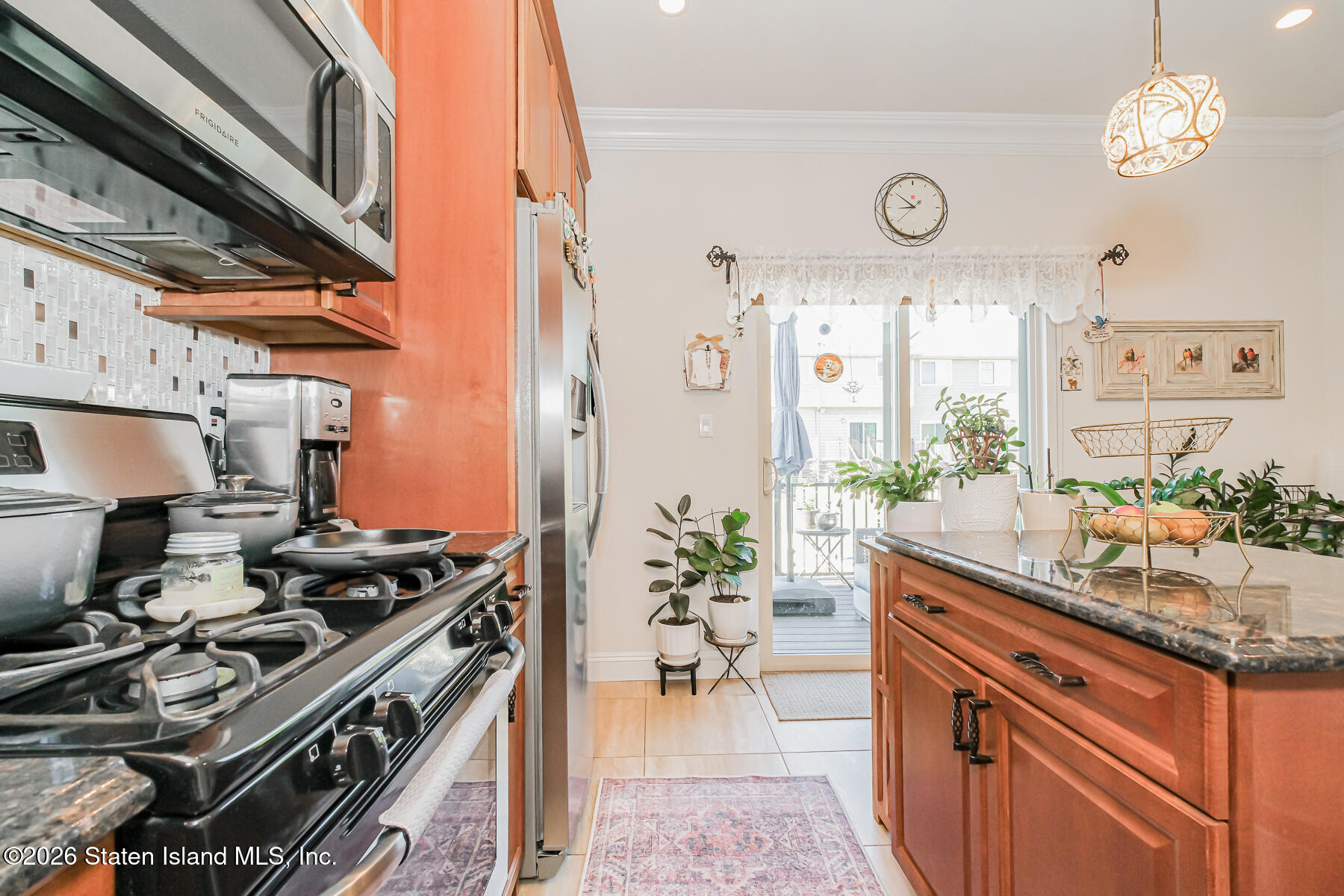 300 Lamberts Lane, Staten Island, NY, 10314 image 8
