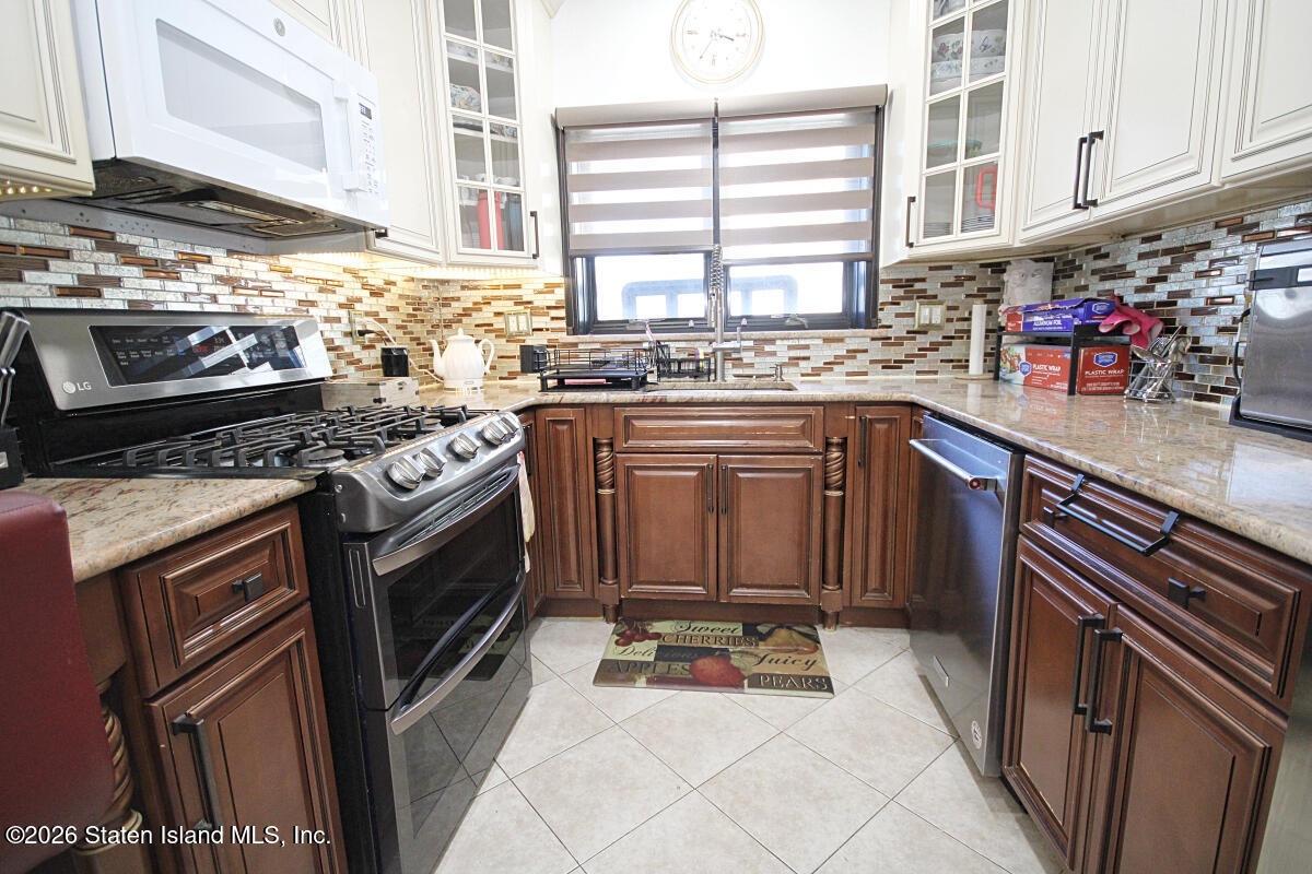 1075 Bay Ridge Parkway, Brooklyn, NY, 11228 image 14