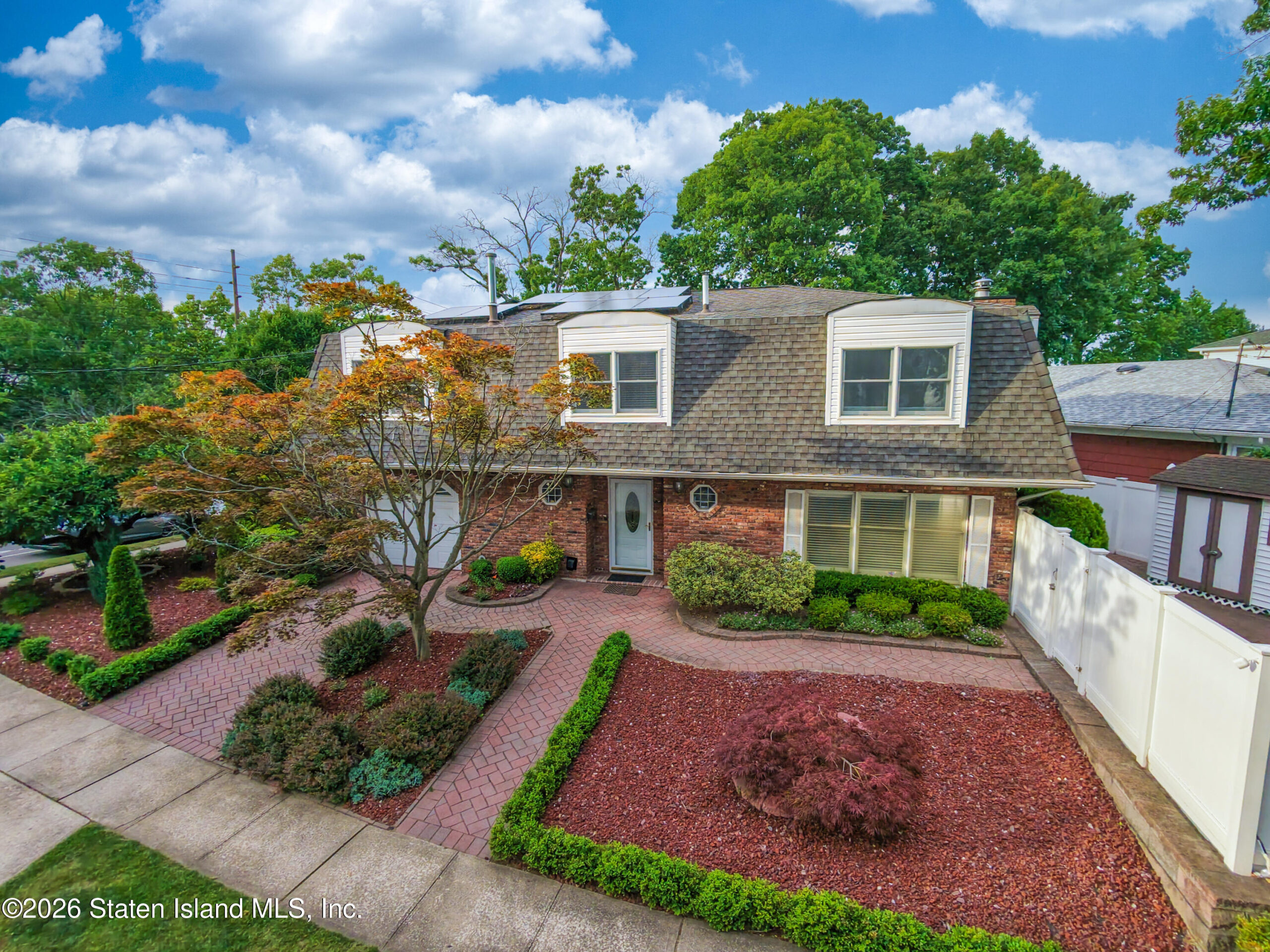 109 Oak Avenue Image 4