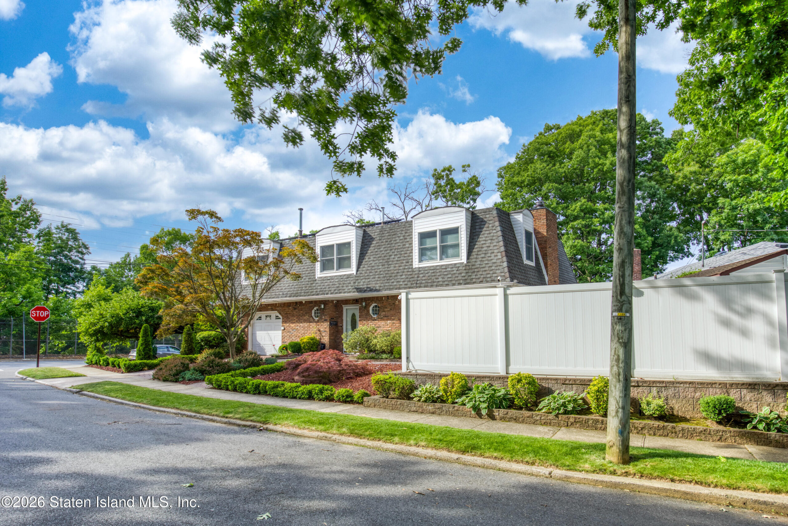 109 Oak Avenue Image 5