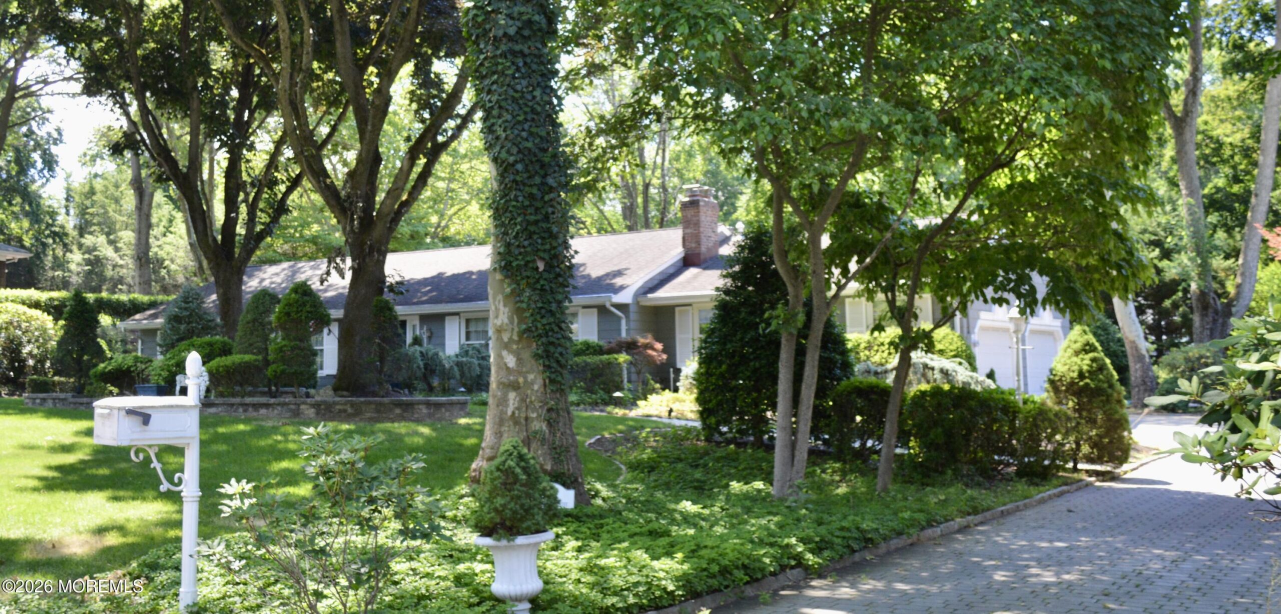 121 Townsend Drive Image 2
