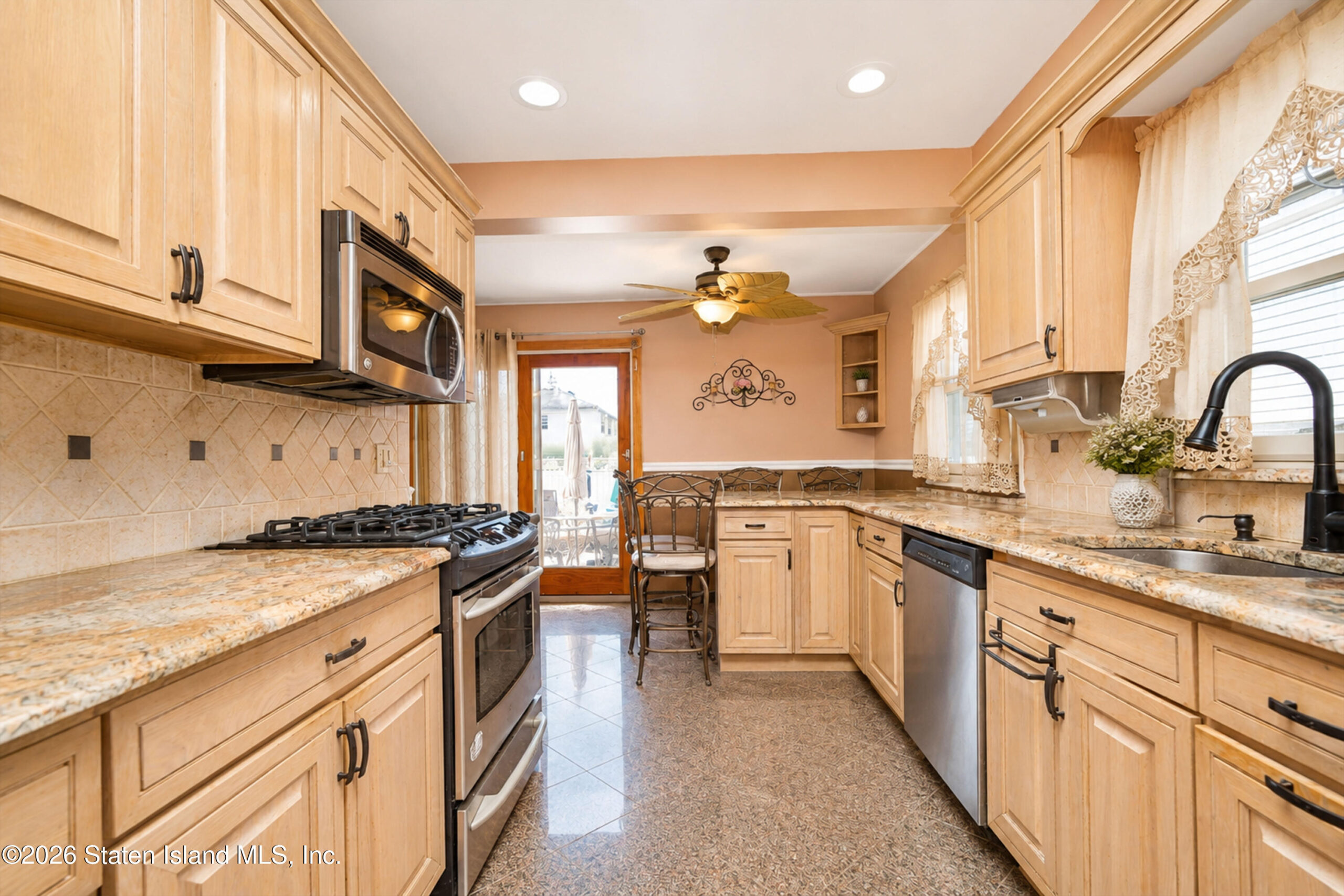 71 Kenmore Street, Staten Island, NY, 10312 image 11