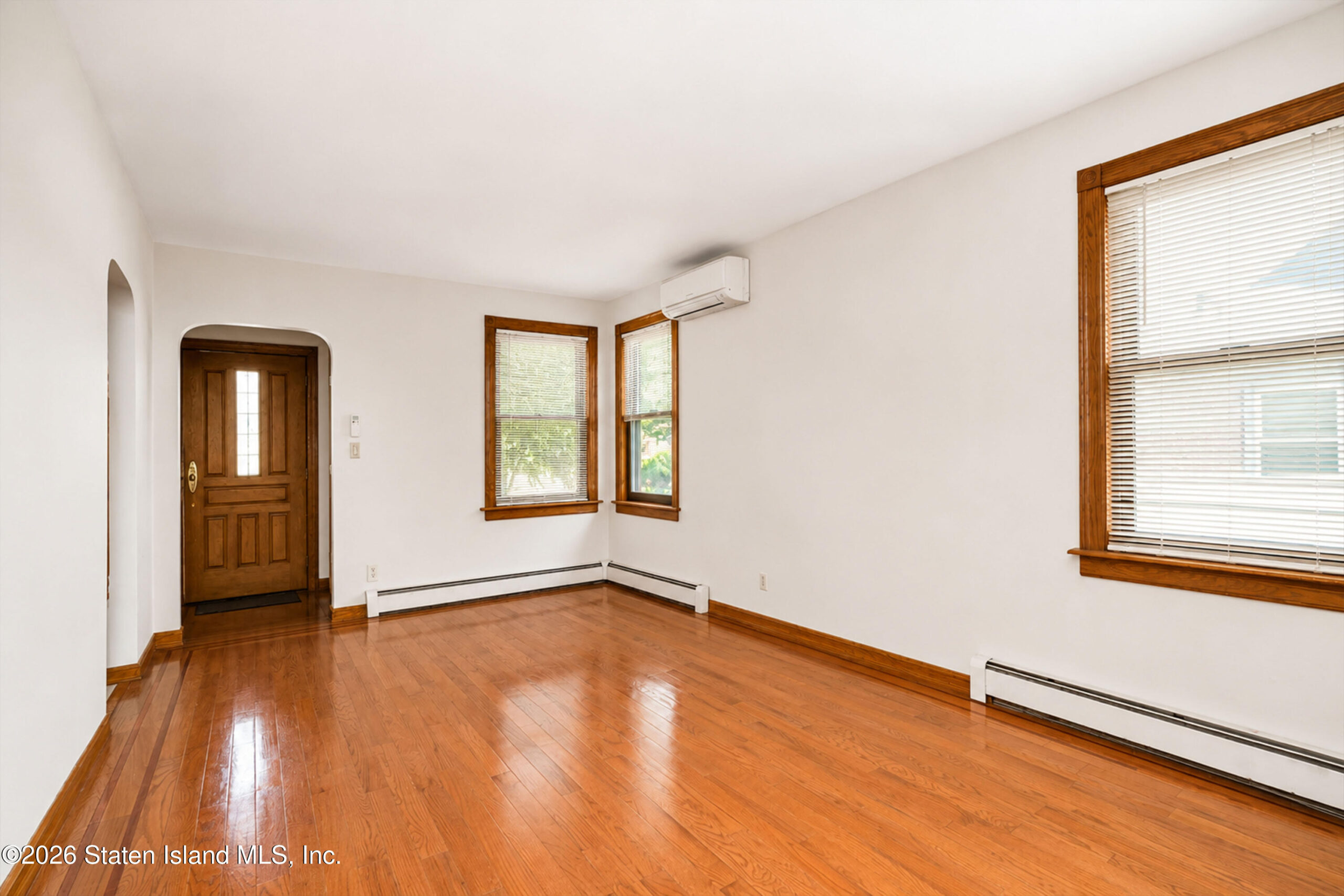 739 Bement Avenue Image 4