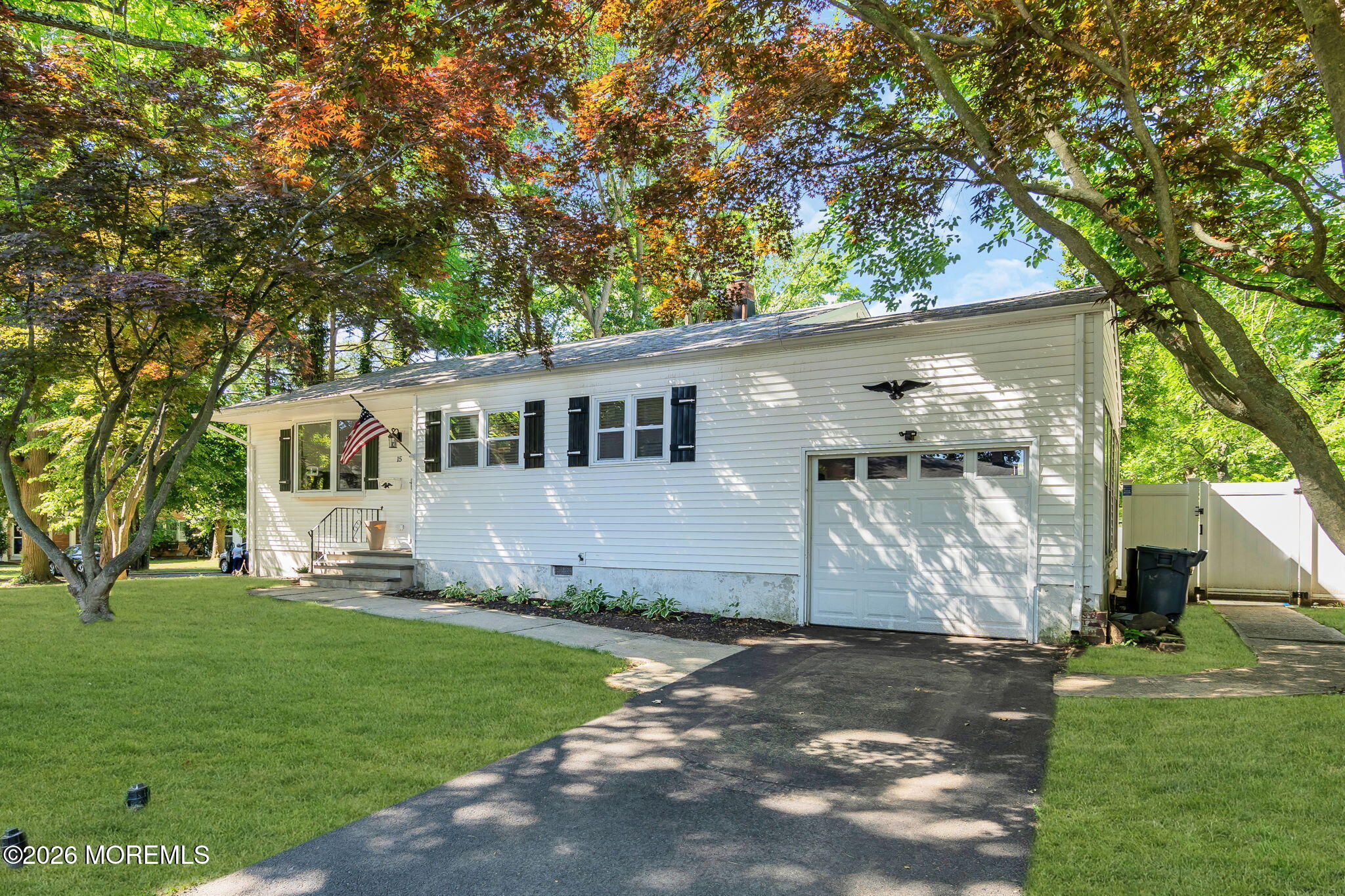 15 Columbia Avenue Image 2
