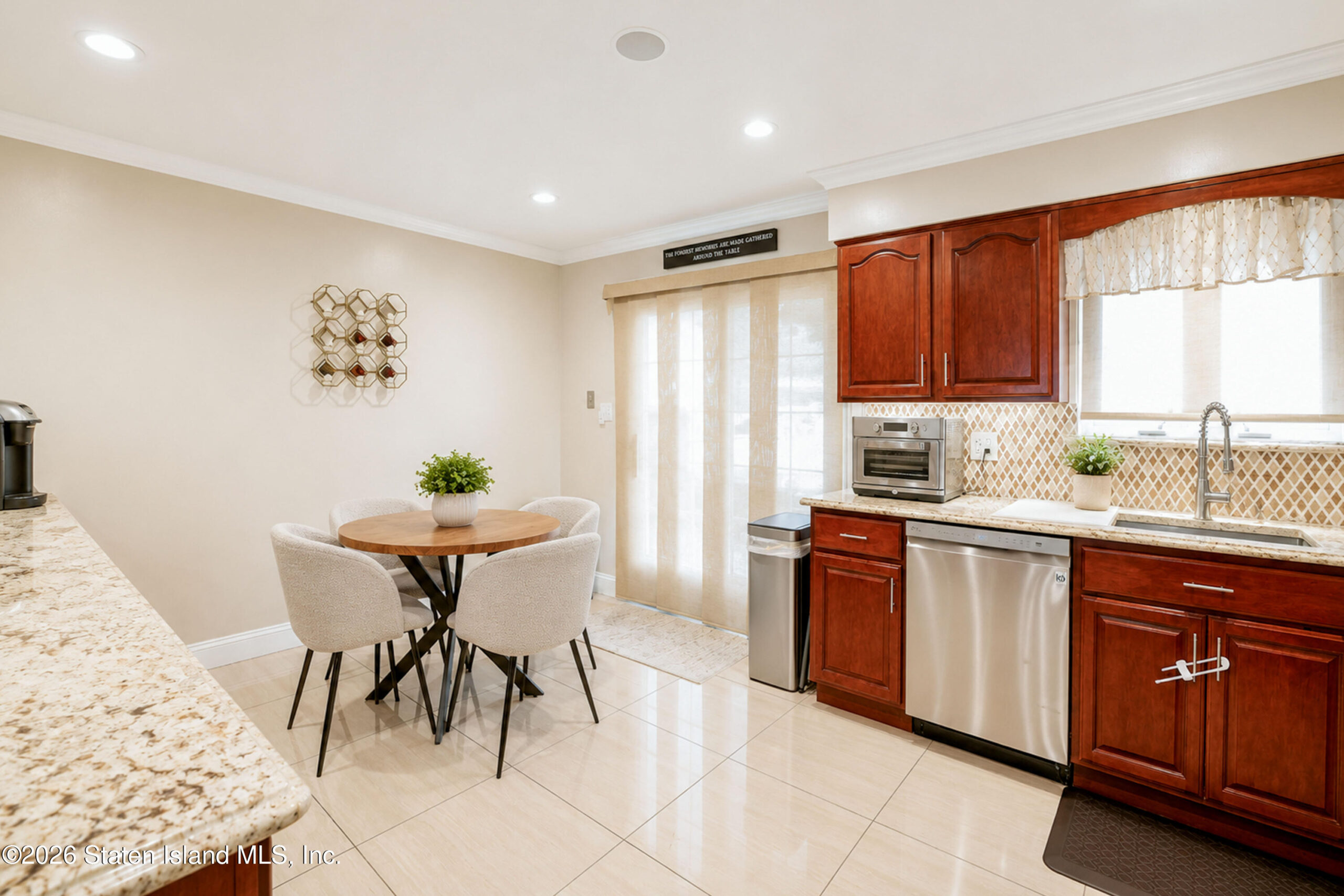 102 E Macon Avenue, Staten Island, NY, 10308 image 17
