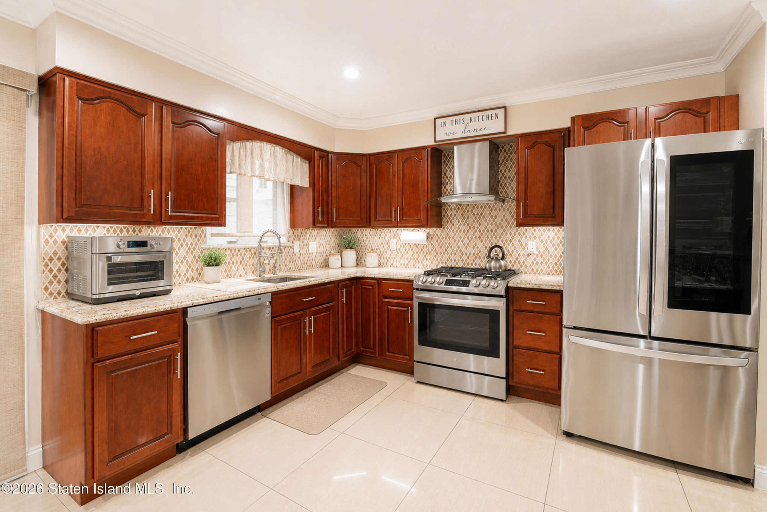 102 E Macon Avenue, Staten Island, NY, 10308 image 18
