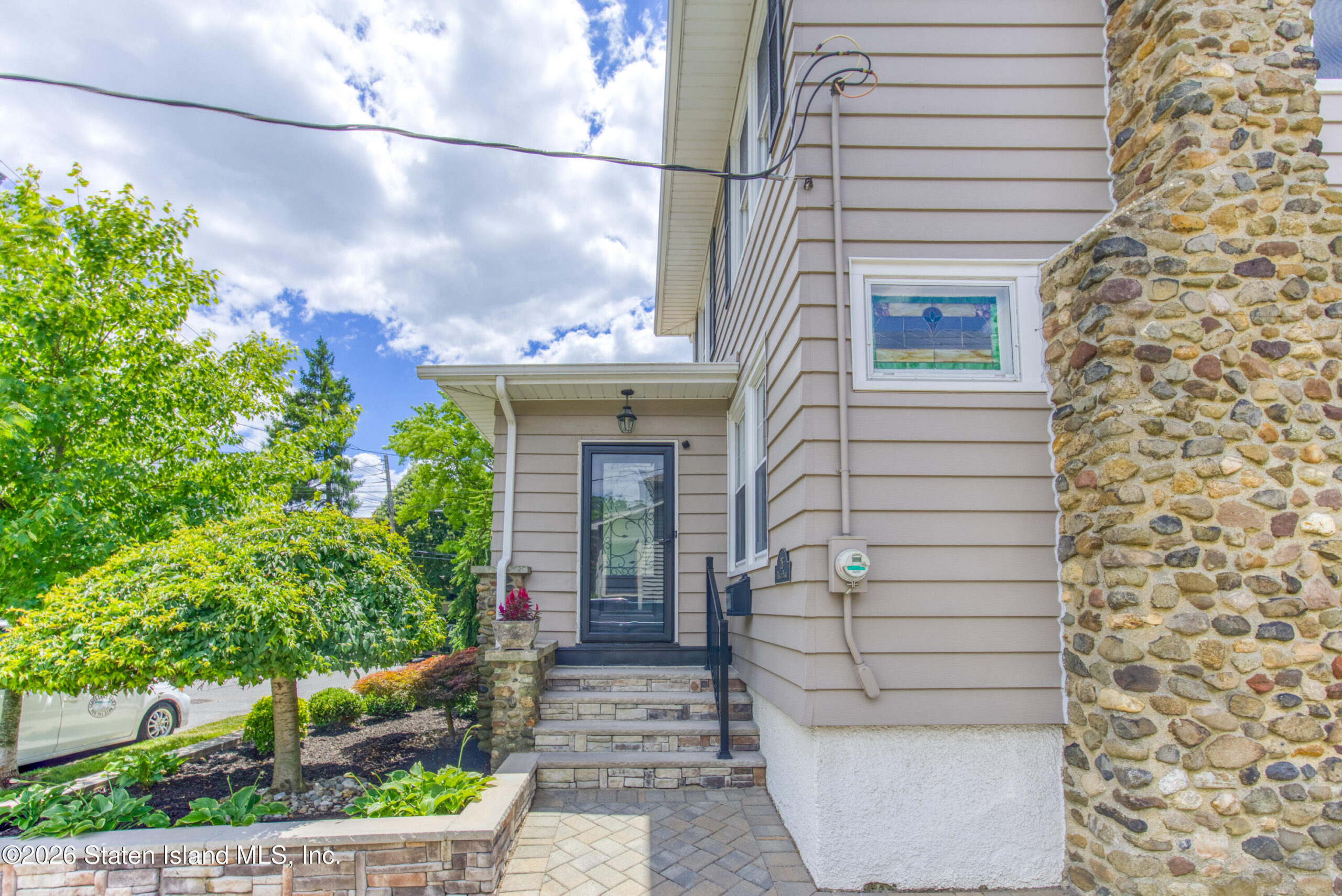 26 Dakota Place Image 3