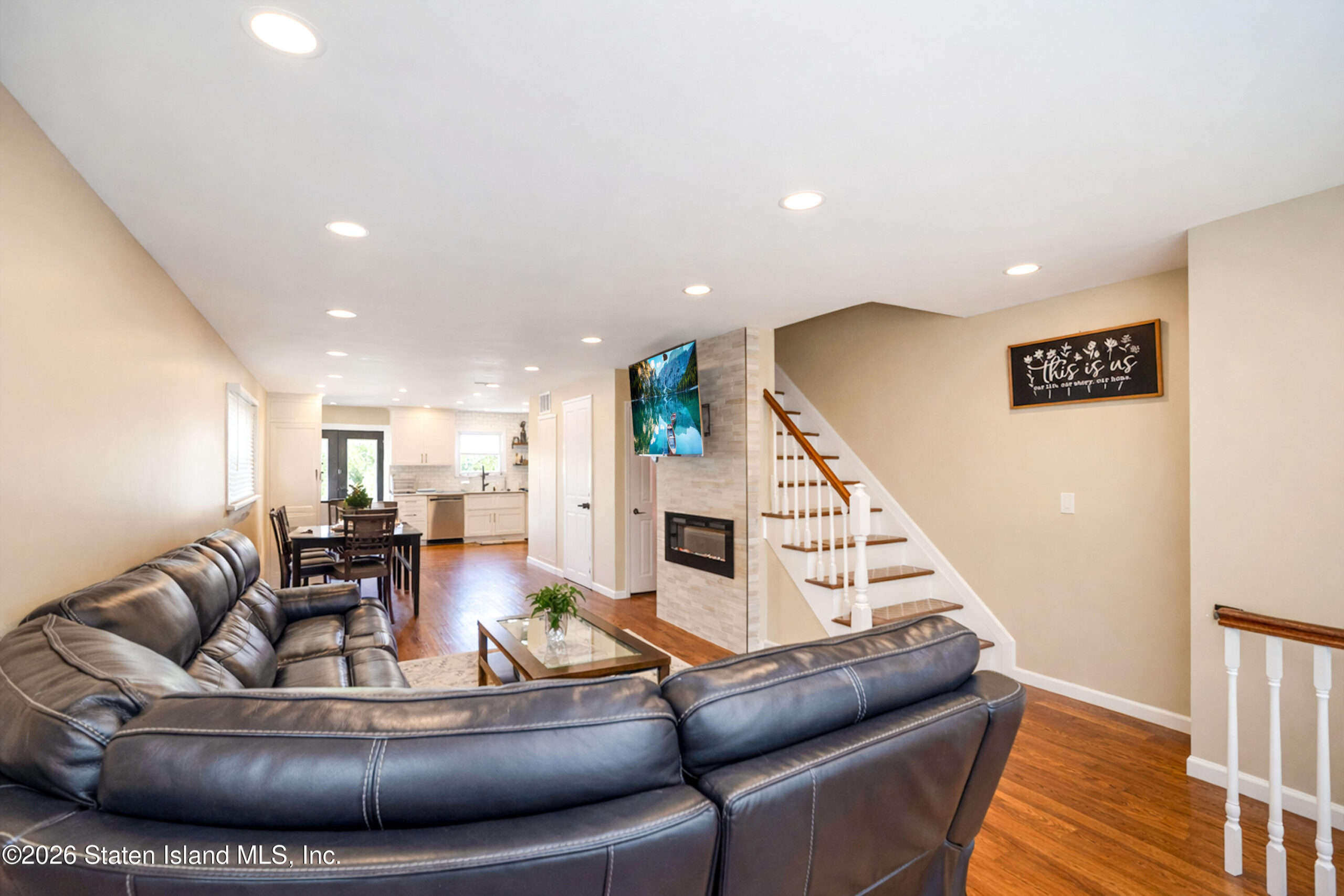 47 Notus Avenue Image 3