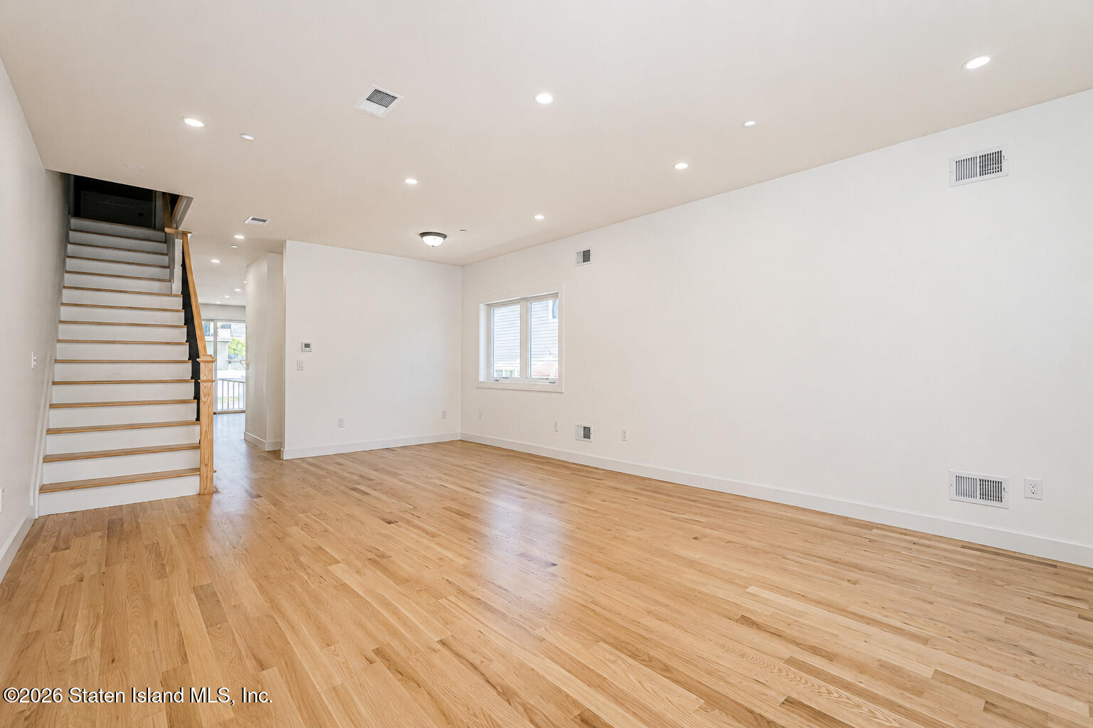 179 Garfield Avenue Image 4