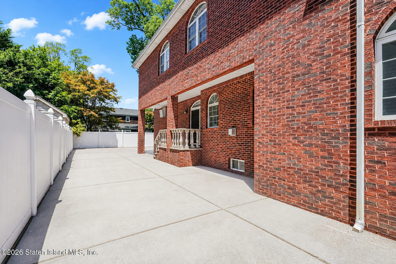 143 Barlow Avenue Image 4