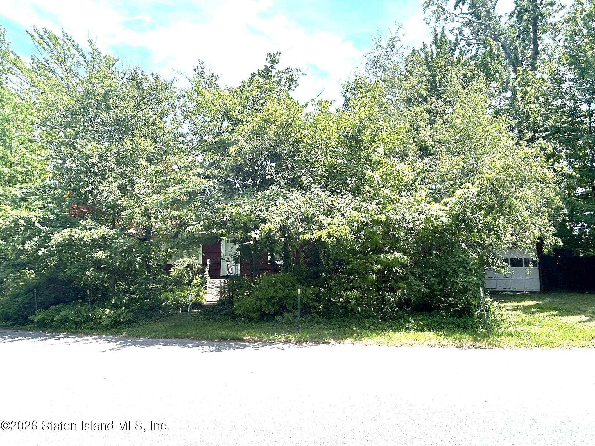 1721 Carlton Avenue Image 3