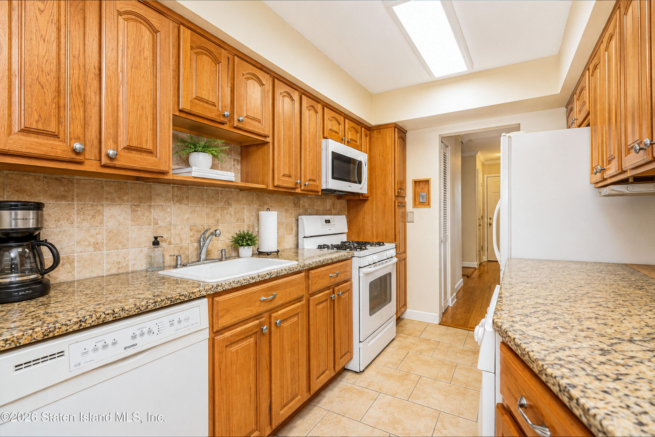 5 Redwood Loop, Staten Island, NY, 10309 image 11