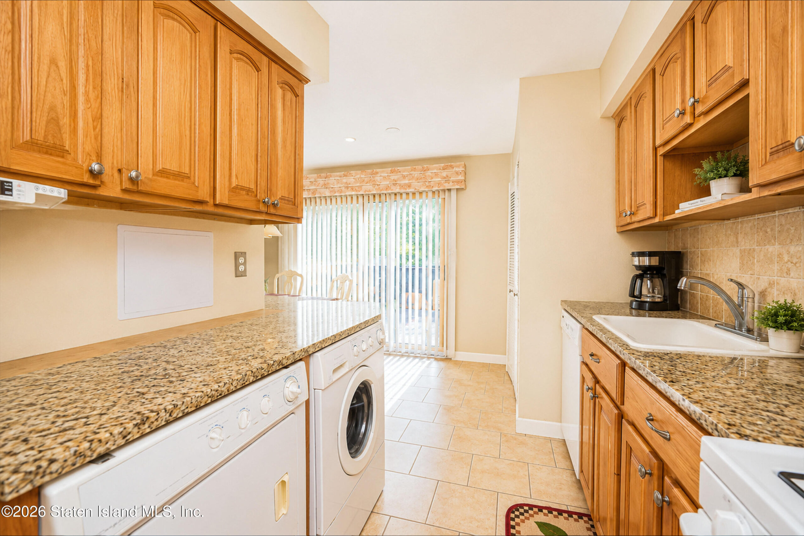 5 Redwood Loop, Staten Island, NY, 10309 image 13