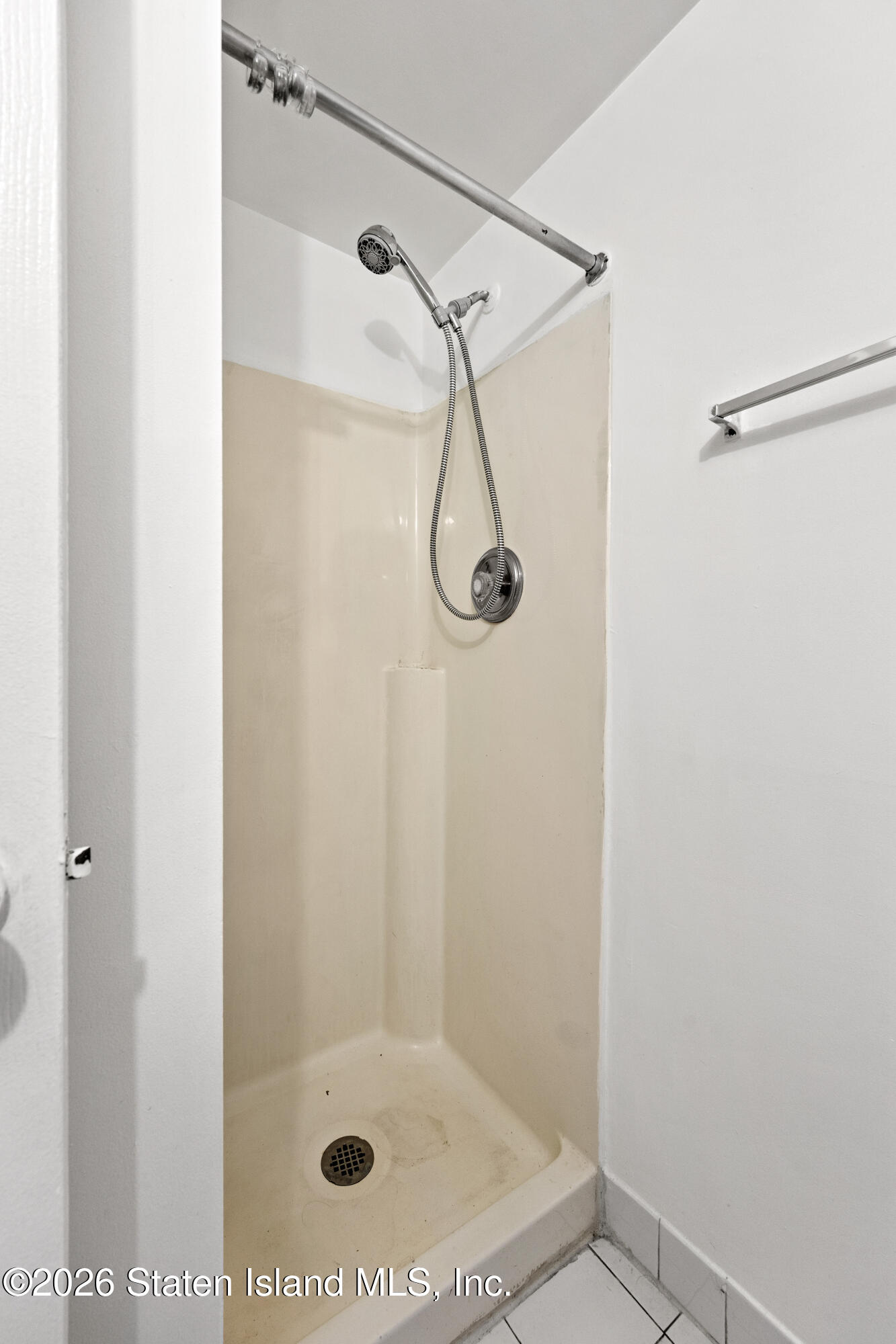 624 Ilyssa Way, Staten Island, NY, 10312 image 7