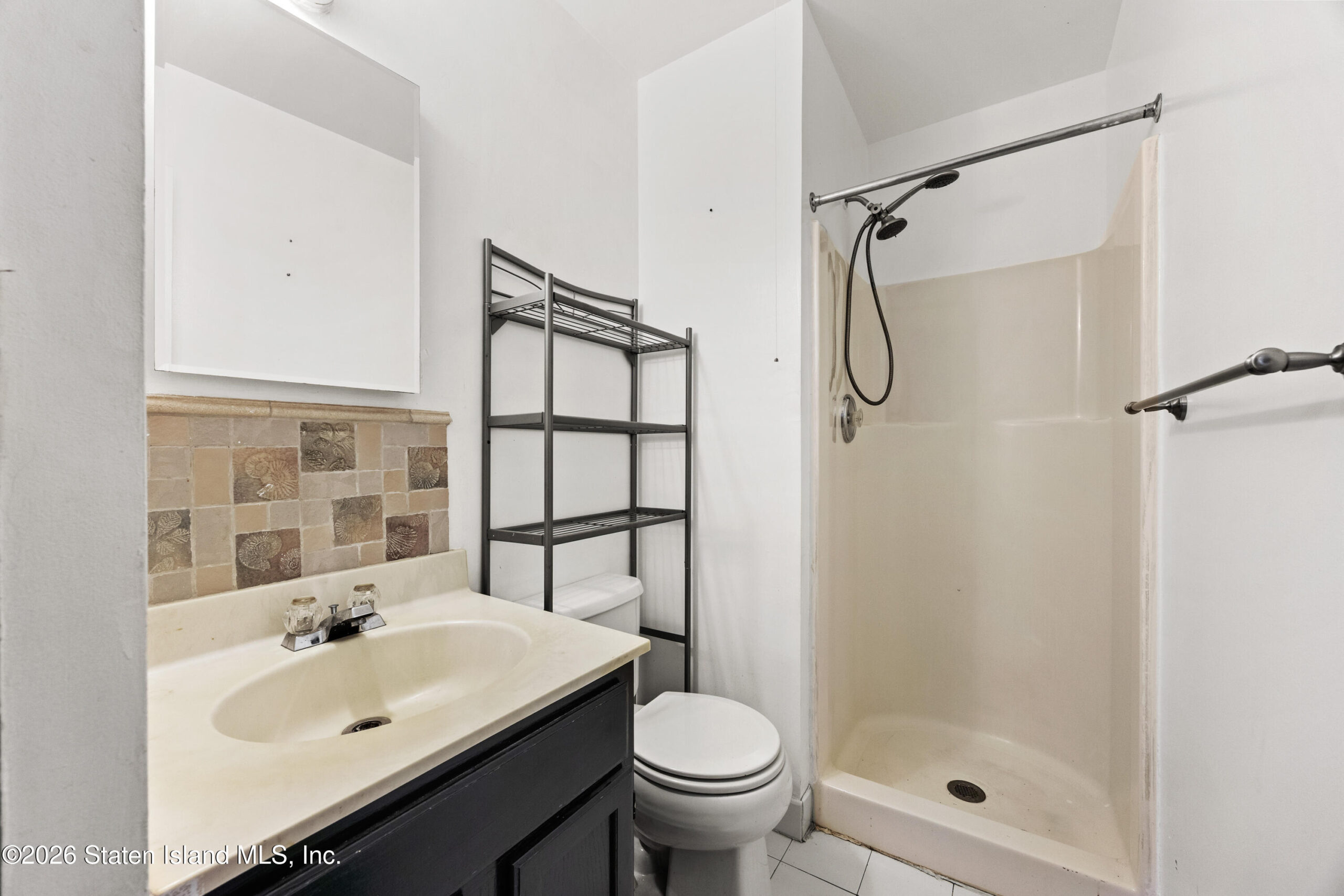 624 Ilyssa Way, Staten Island, NY, 10312 image 18