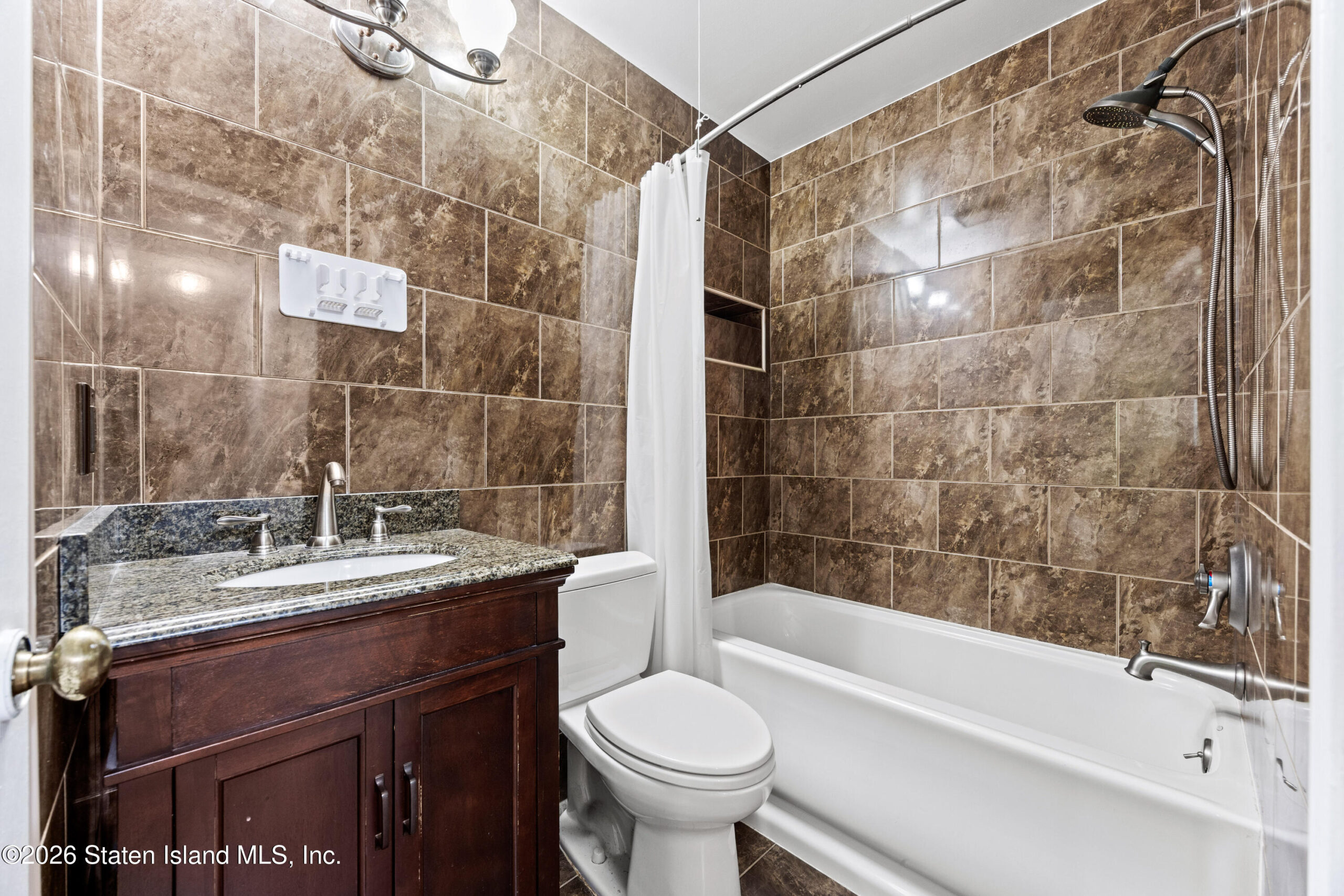 624 Ilyssa Way, Staten Island, NY, 10312 image 21