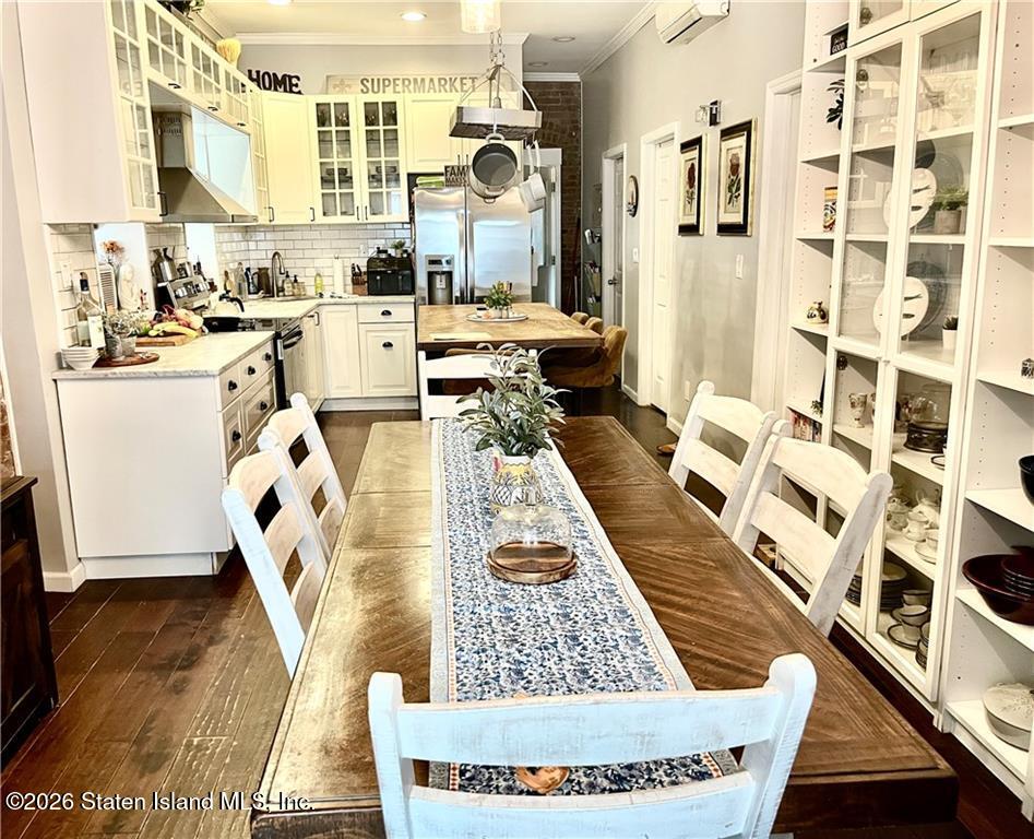 143 Milton Avenue Image 5