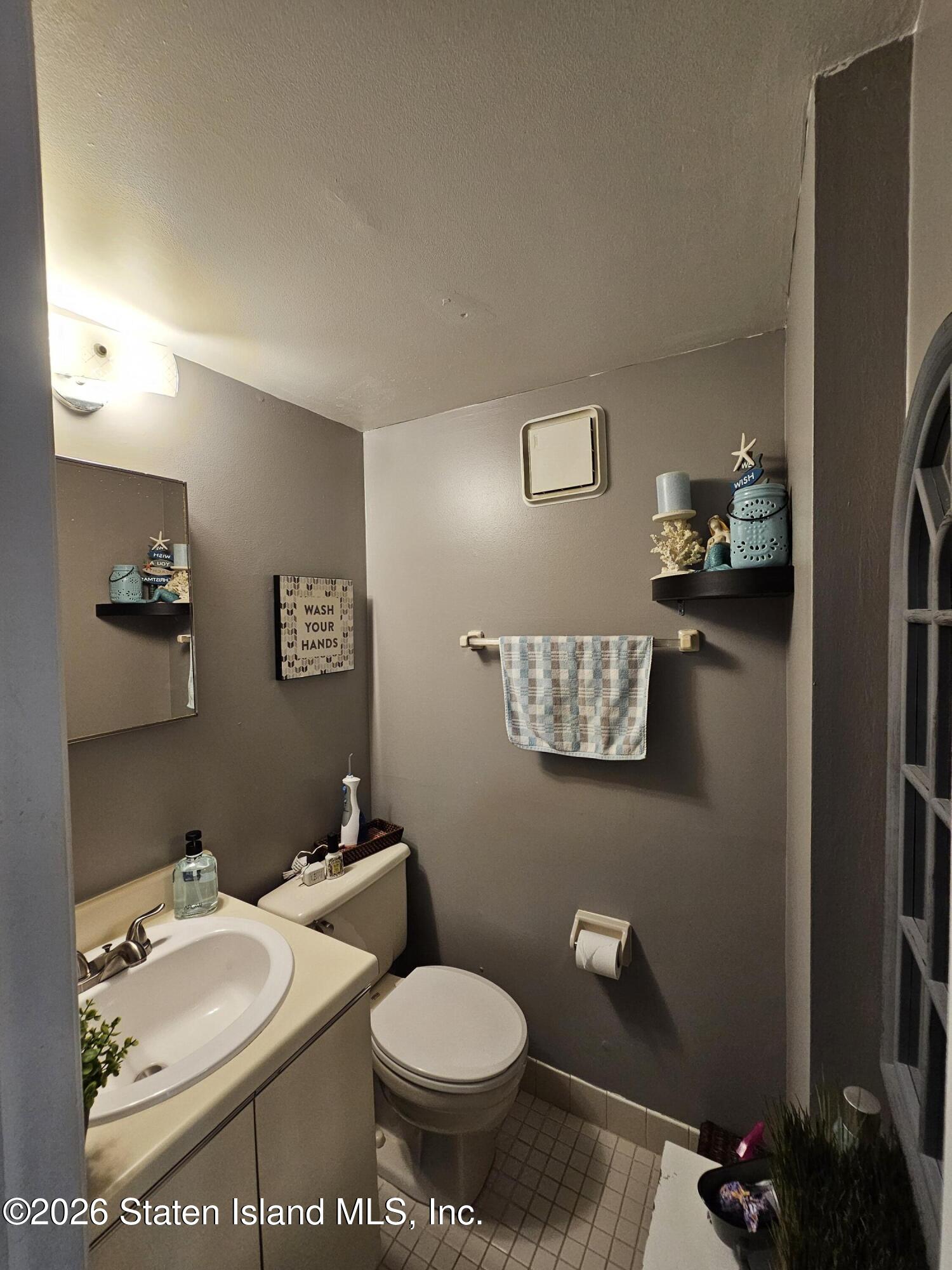408 Wilcox Street, Staten Island, NY, 10303 image 6