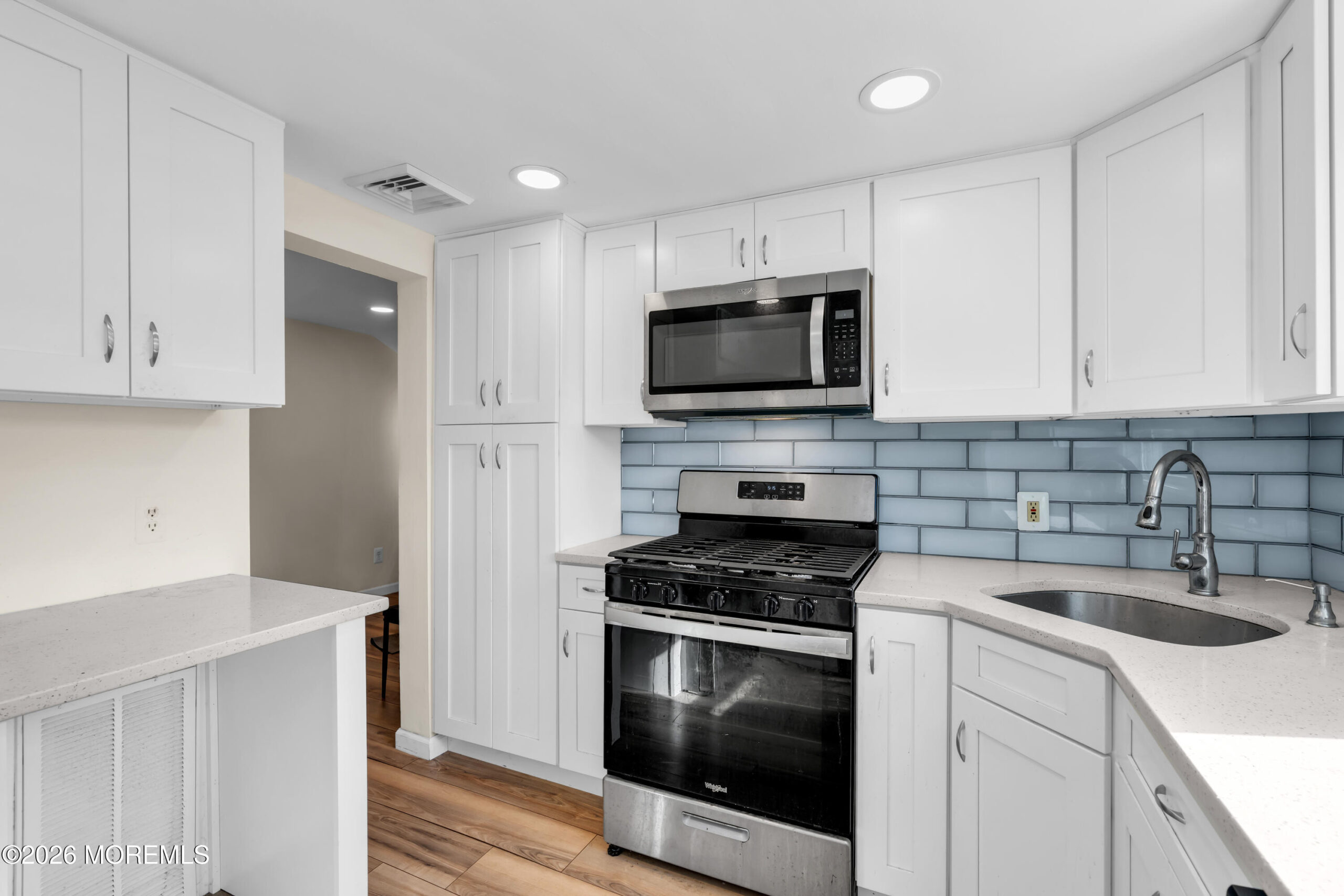 701 Beachview Avenue Image 5