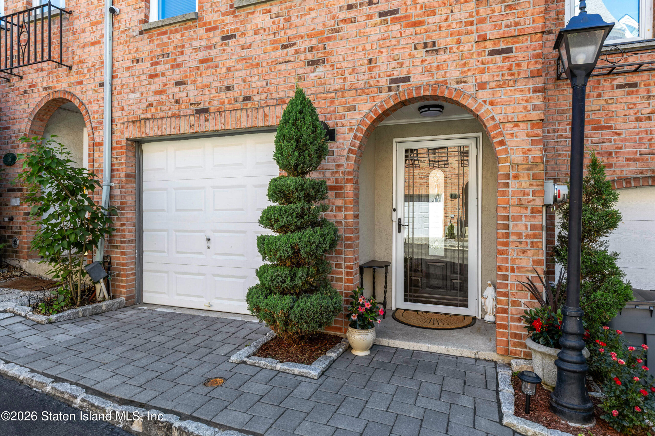 34 Lexington Lane Image 2