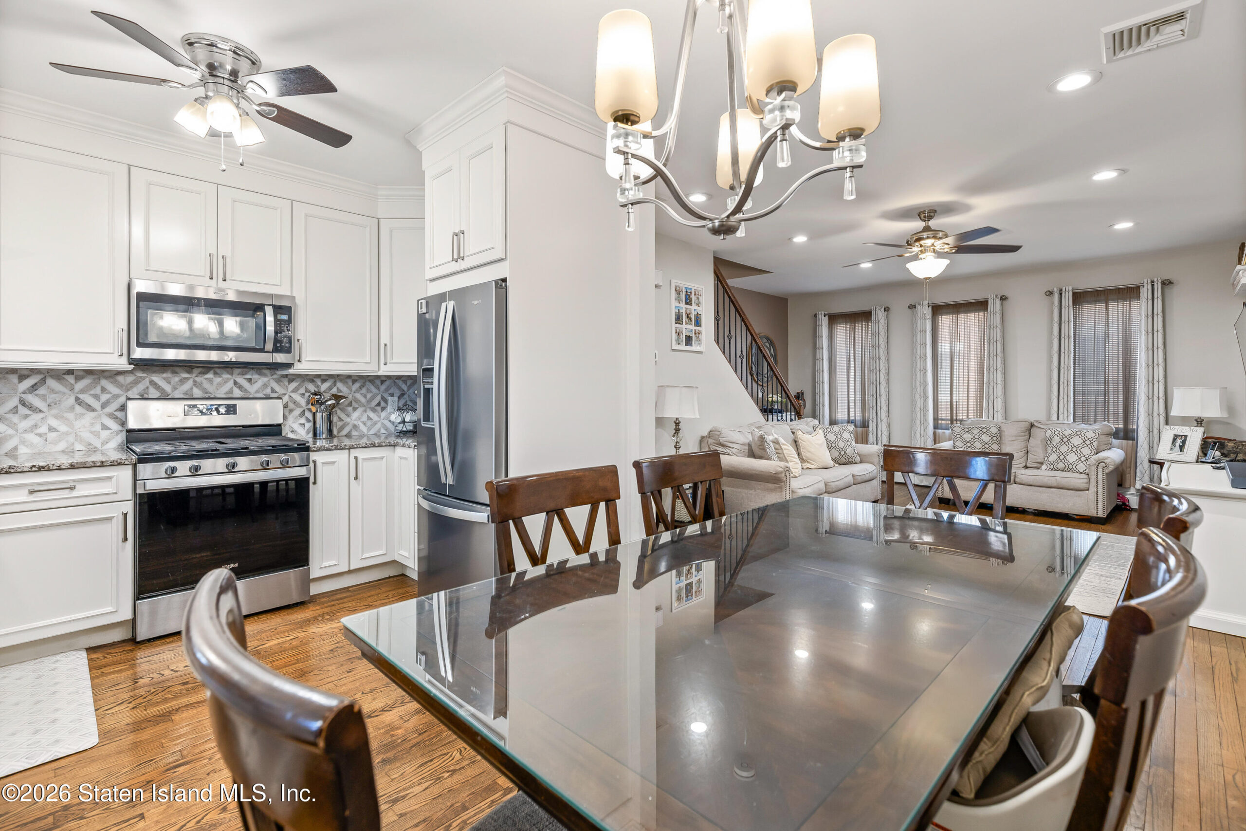 34 Lexington Lane Image 4