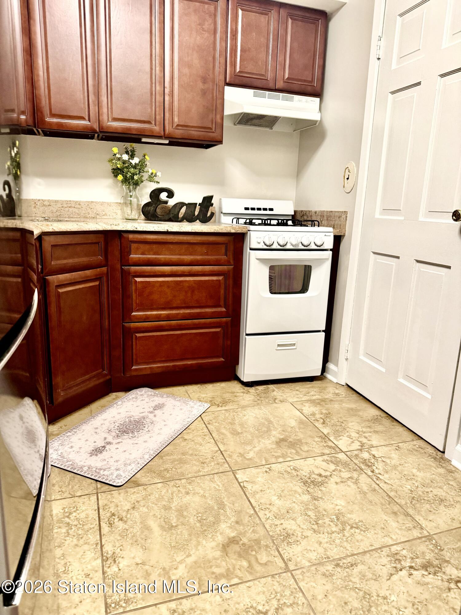 388 Sprague Avenue, Staten Island, NY, 10307 image 10