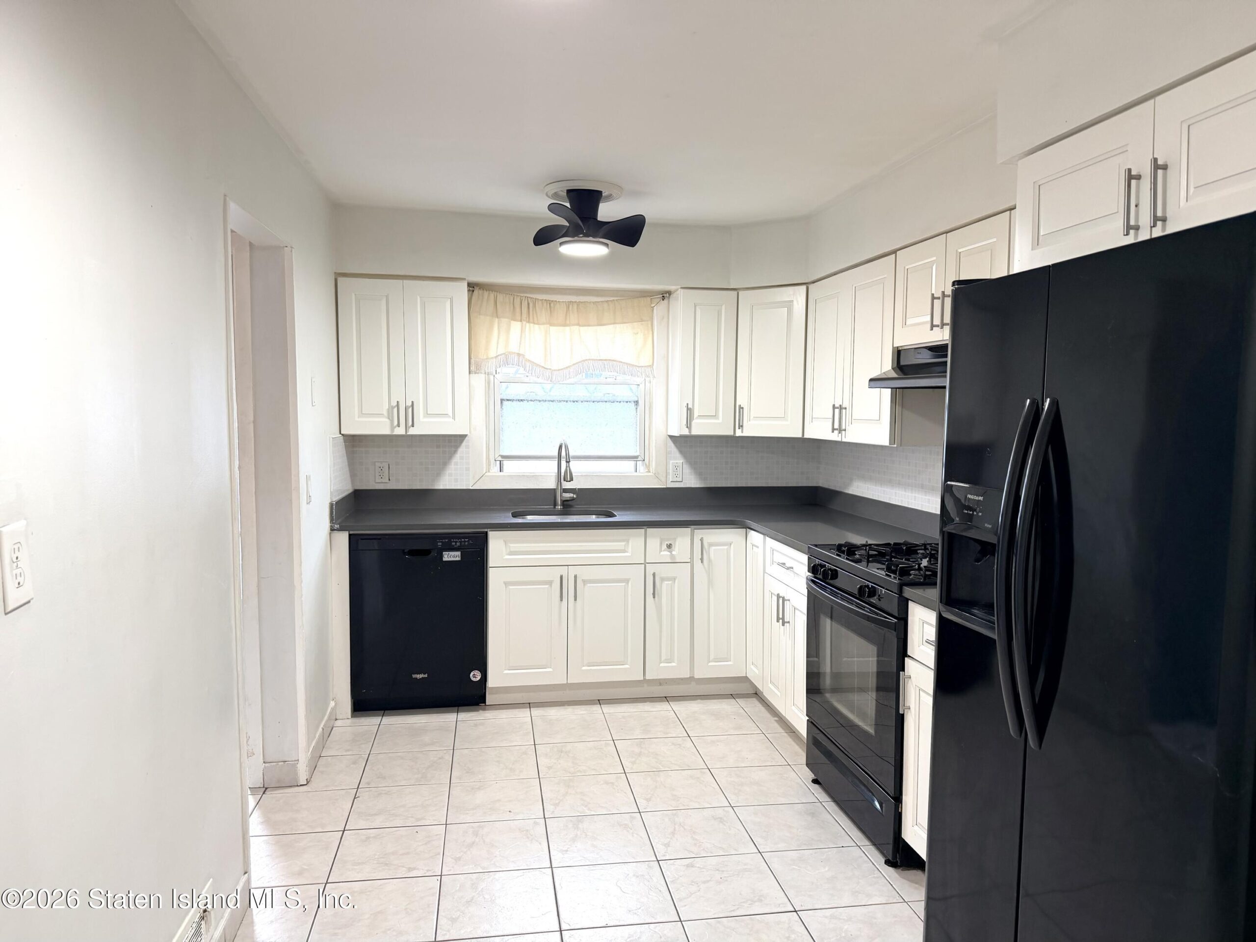 11 W Cedarview Avenue 1fl, Staten Island, NY, 10306 image 6
