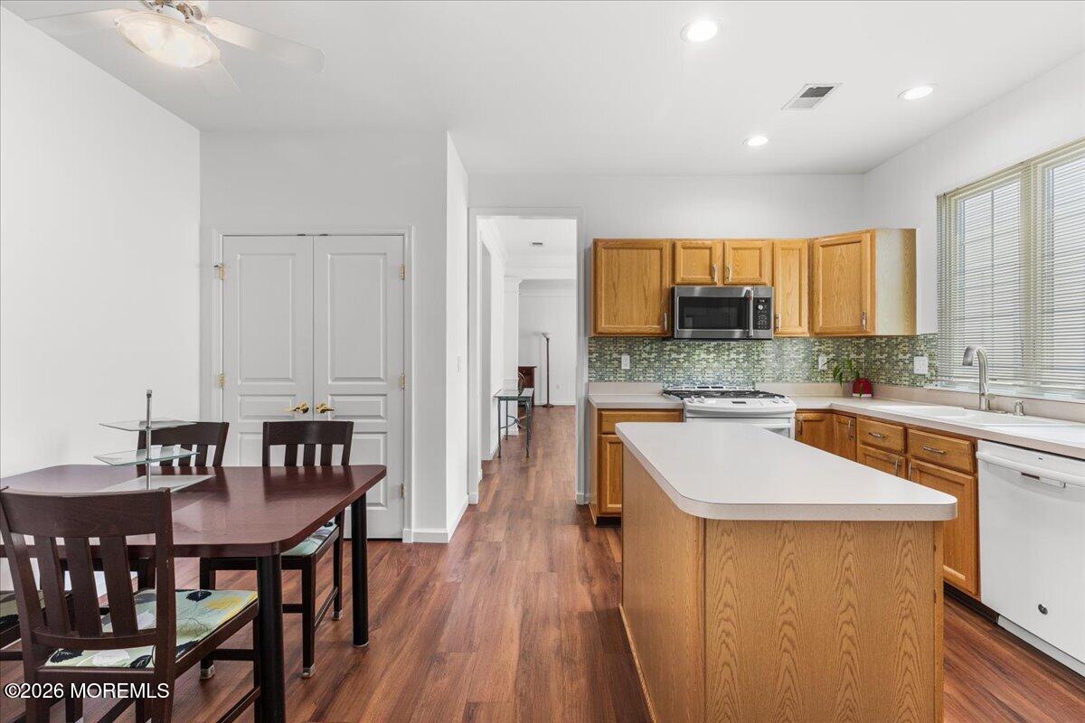 386 Harrier Drive 386, Monroe, NJ, 08831 image 13