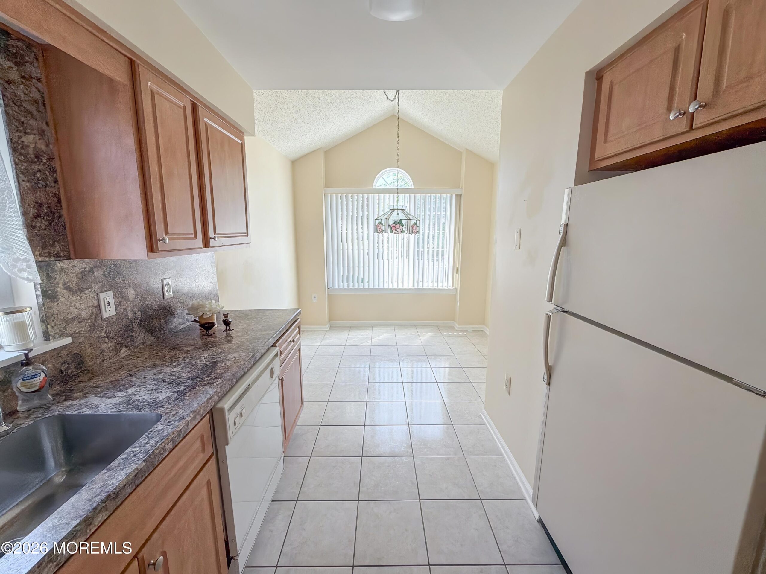 18 Eaton Court Image 4